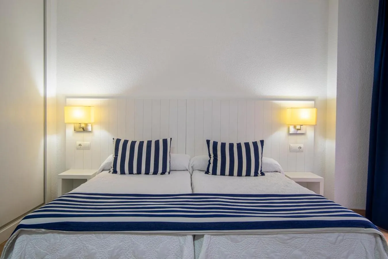 Bed in Apartamentos La Mar