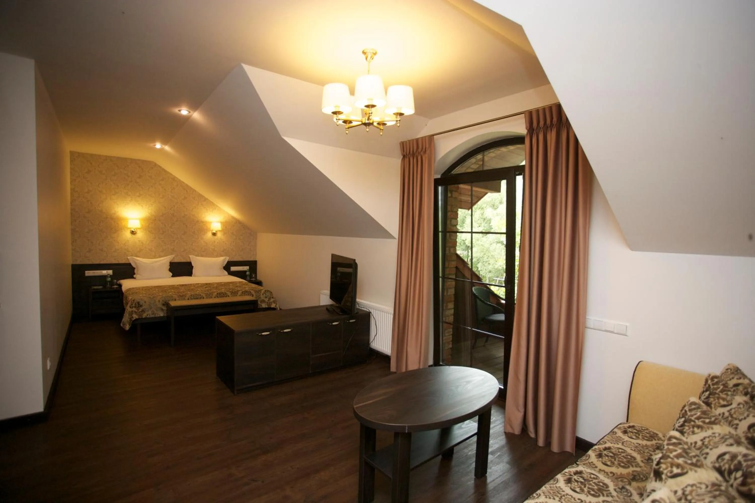 Shower, Bed in Dzūkijos dvaras