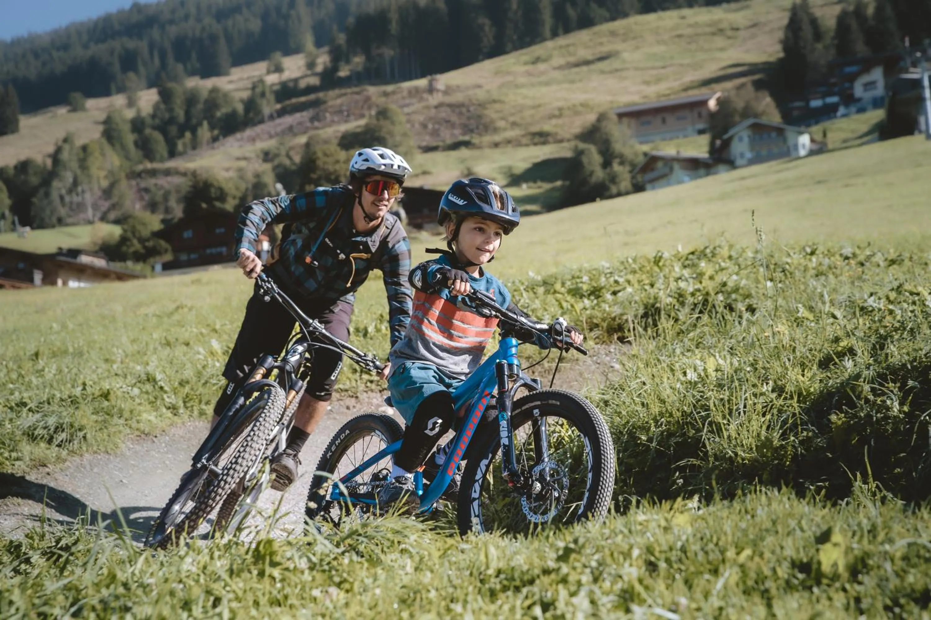 Cycling in Boutique House happYellow Saalbach