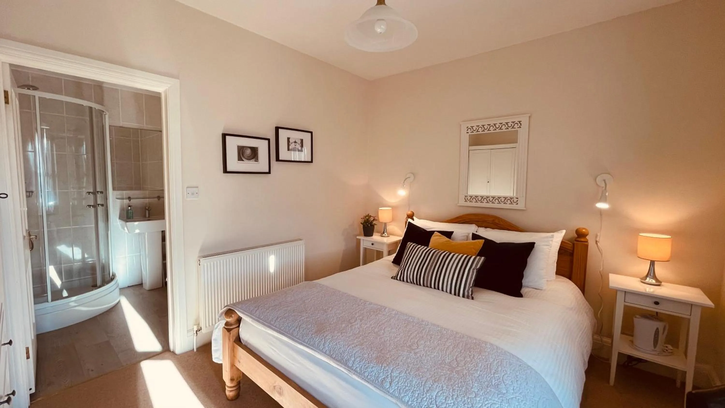 Bedroom, Bed in Arbour House B&B