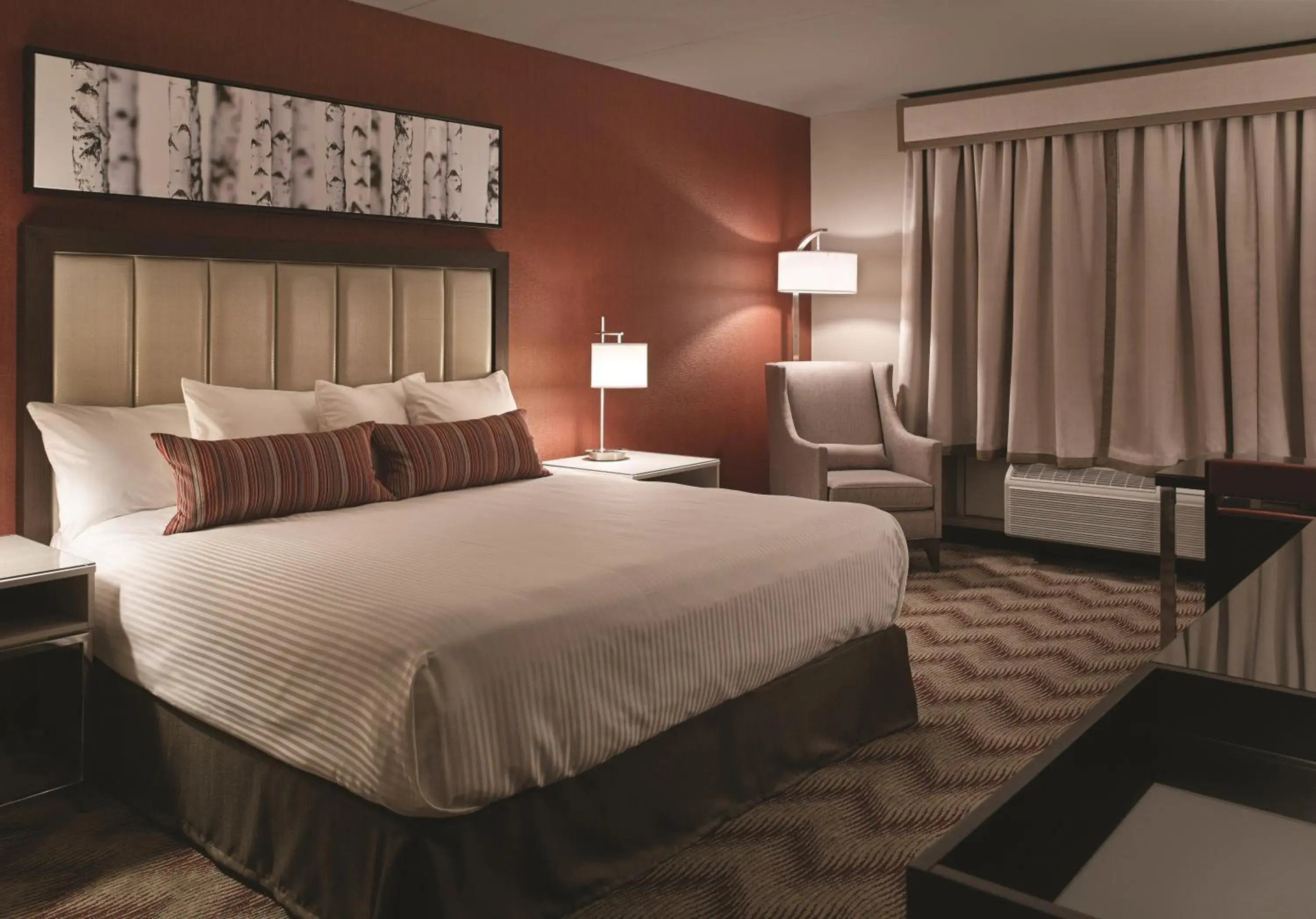 King Room - Disability Access in Oxford Casino Hotel King Room - Disability Access in Oxford Casino Hotel