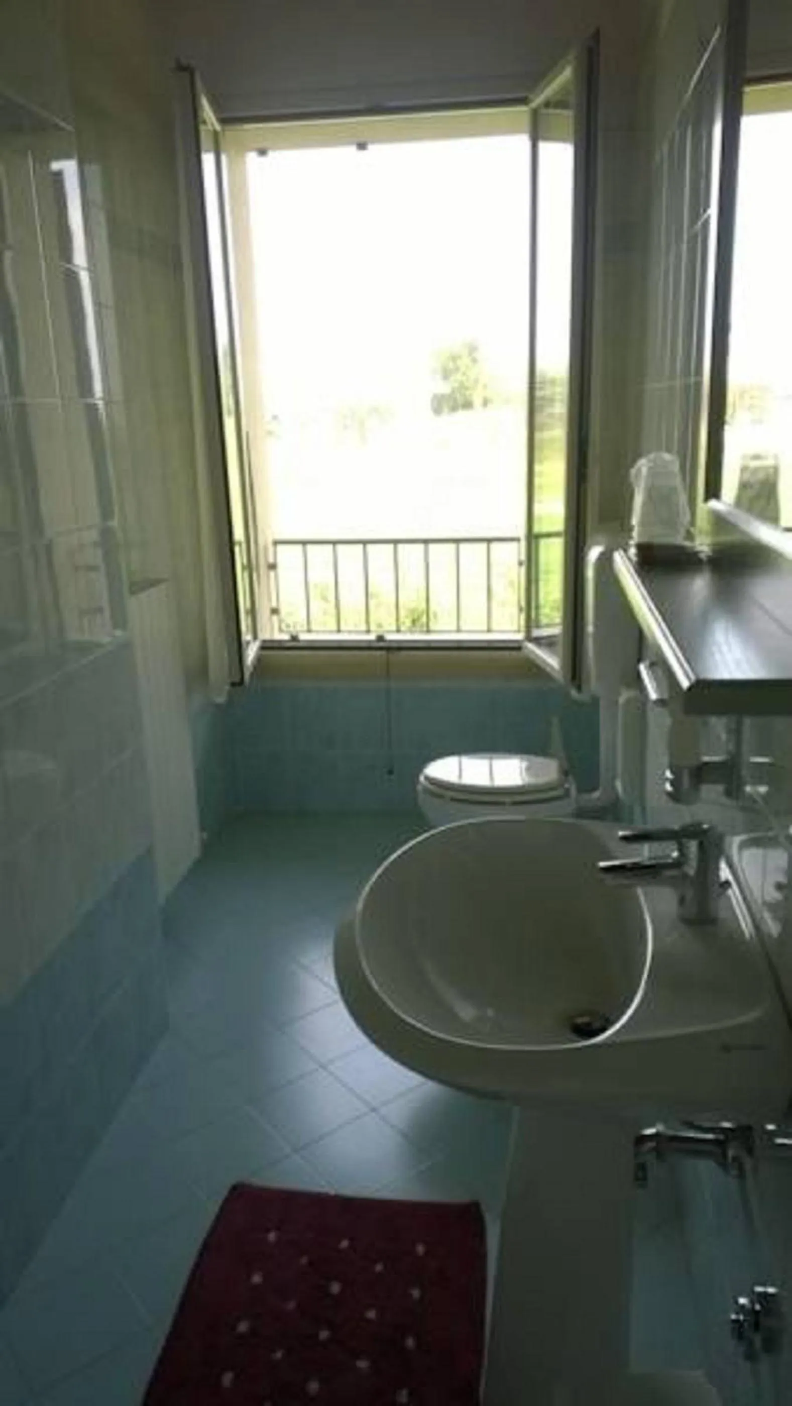 Bathroom in Albergo del Po