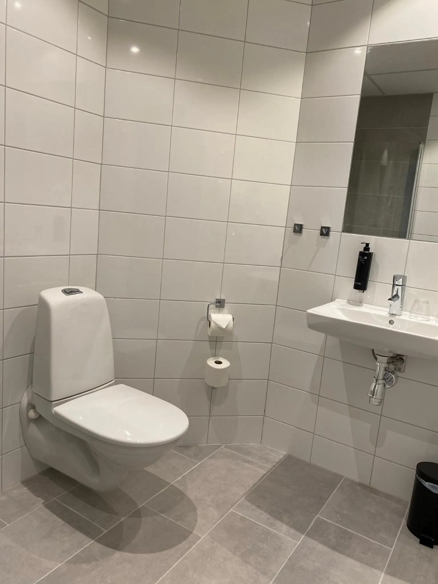 Toilet in Badholmen Restaurang & Hotell