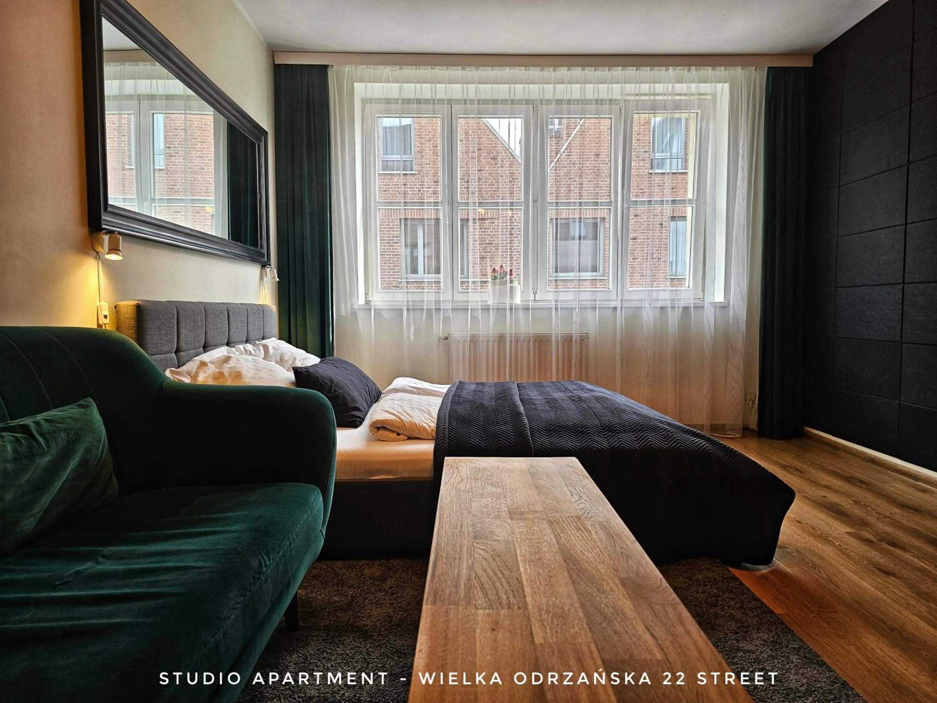 Bed in 5-stars Apartments - Old Town