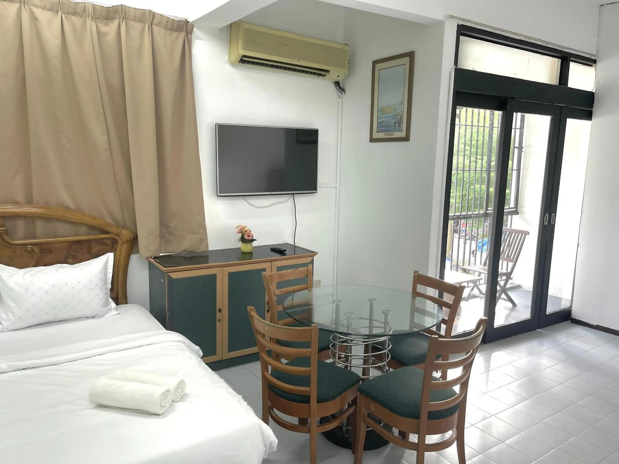 Bed in Grand Star Hotel