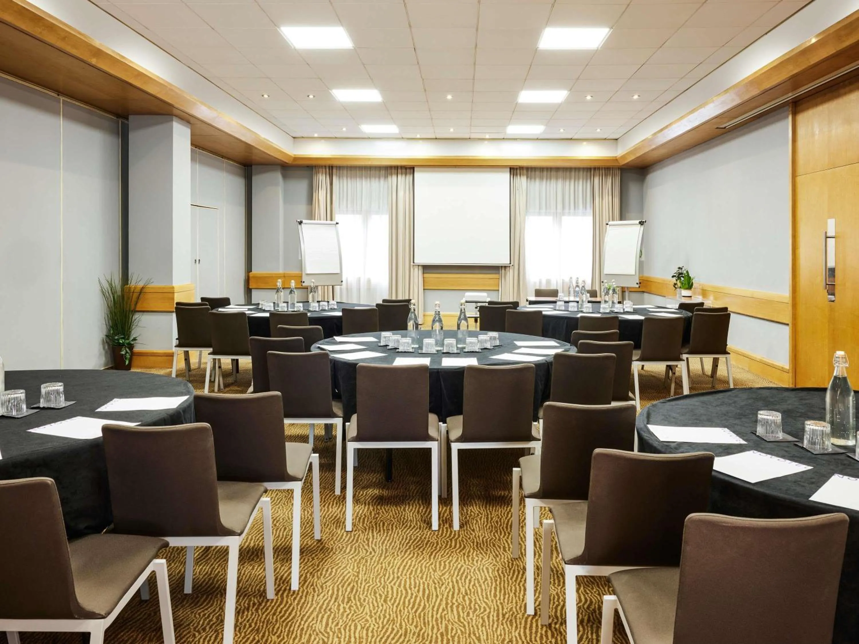 Meeting/conference room in Novotel Bristol Centre