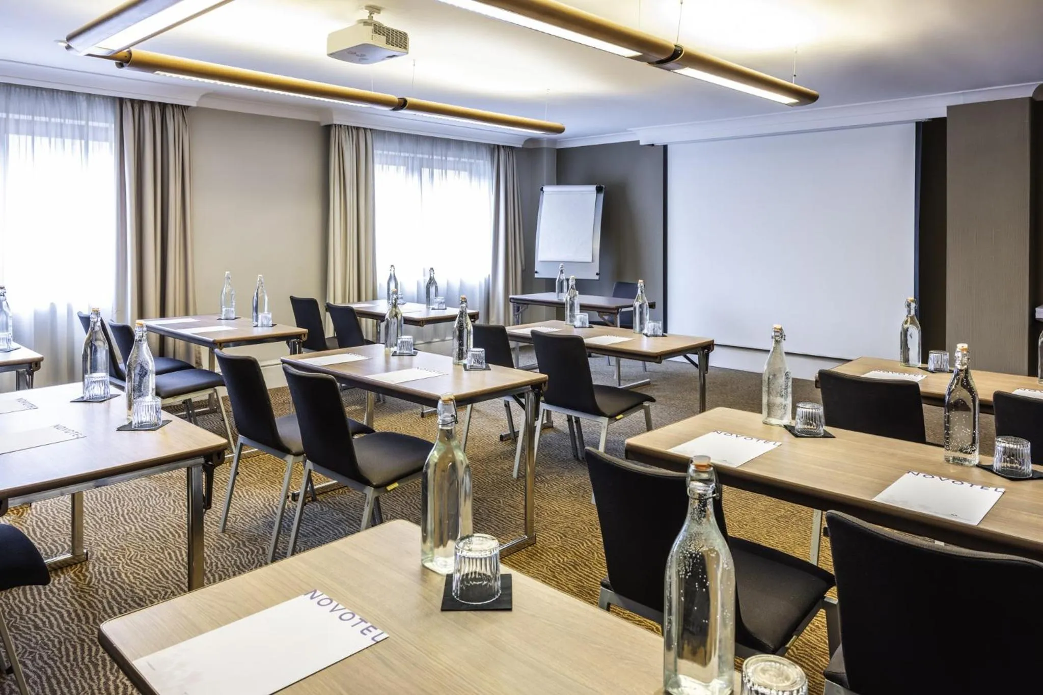 Meeting/conference room in Novotel Bristol Centre