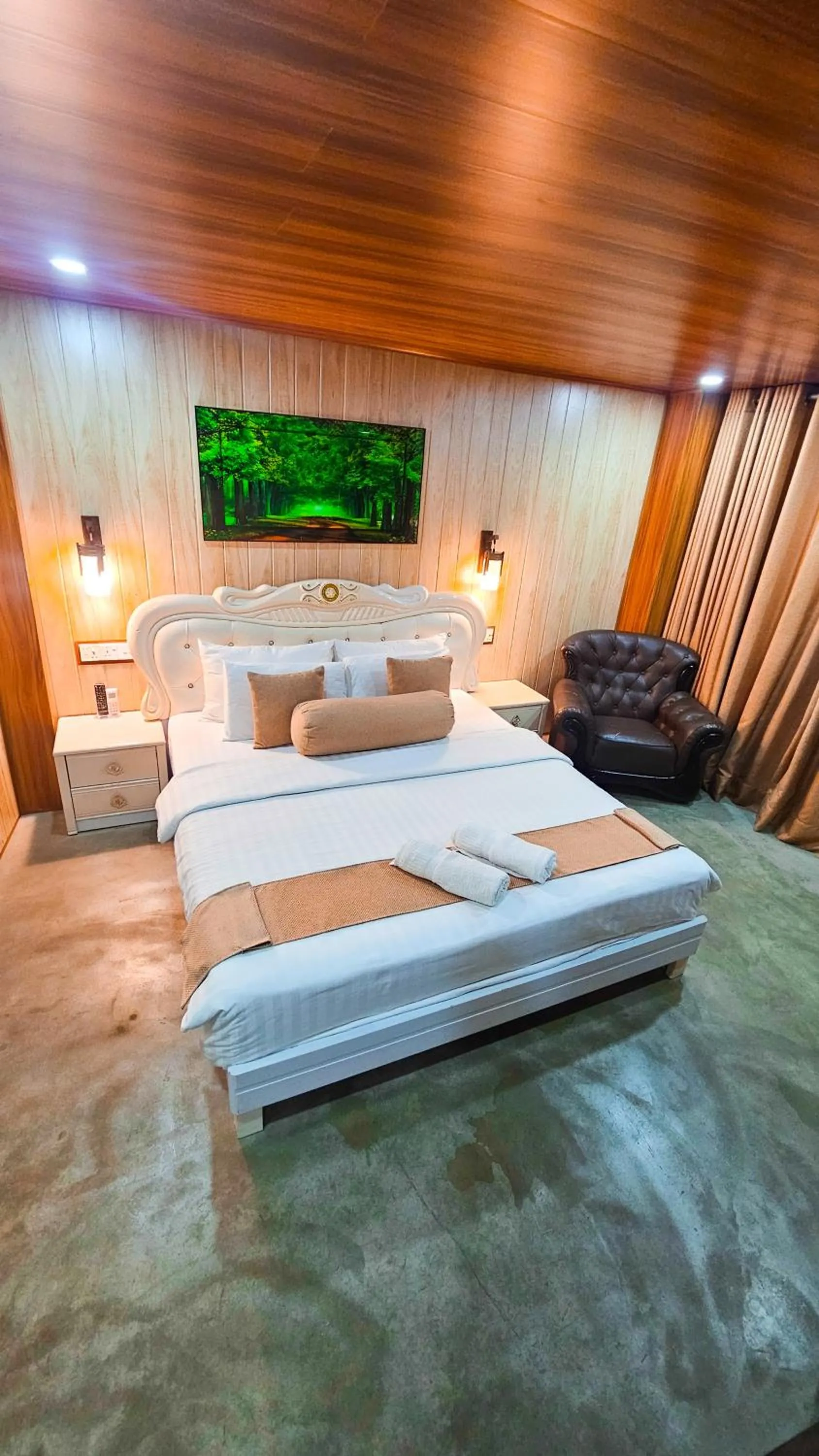 Bedroom, Bed in Daddy's Guest