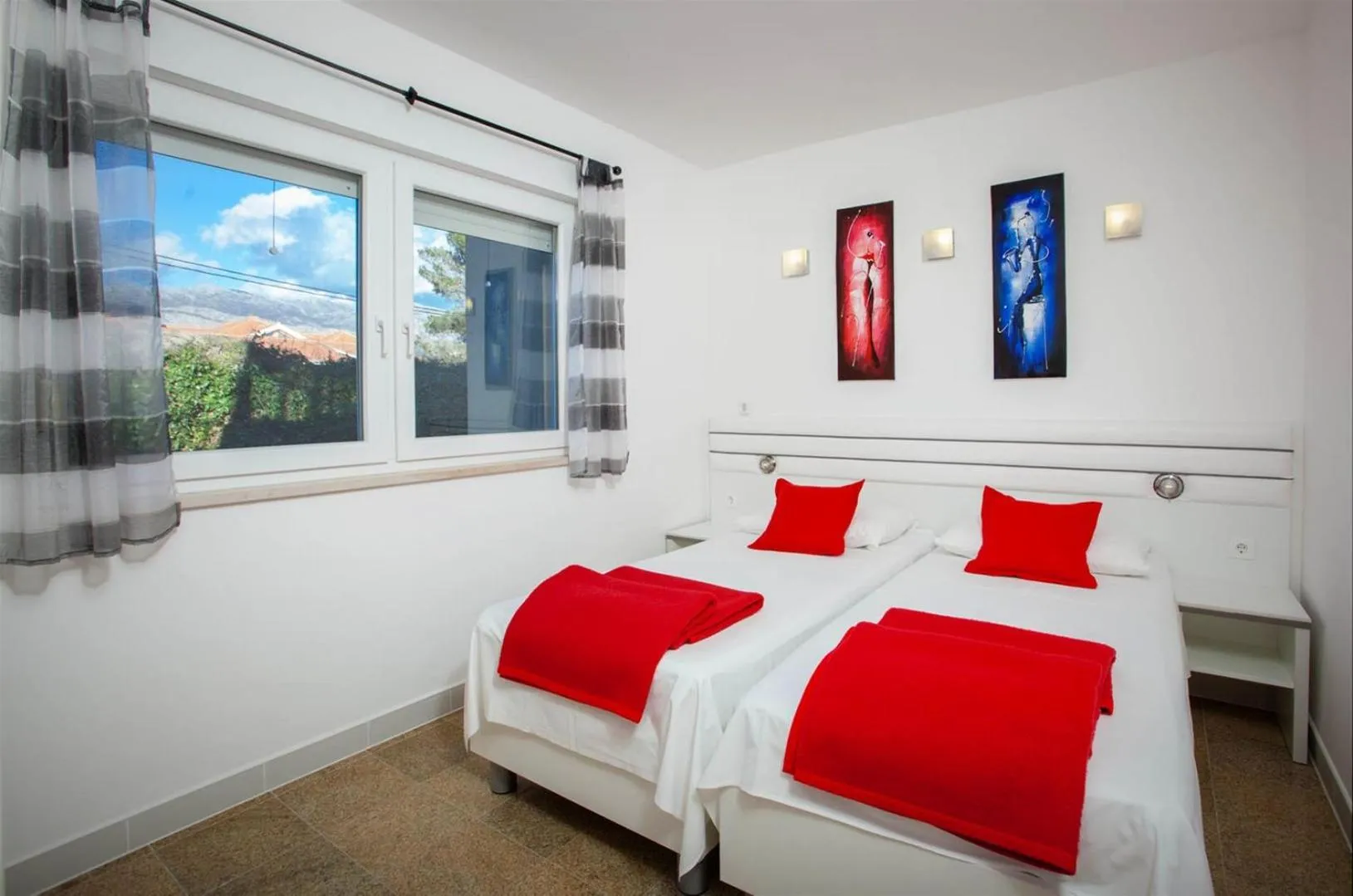 Bedroom in Ark Beach Apartments