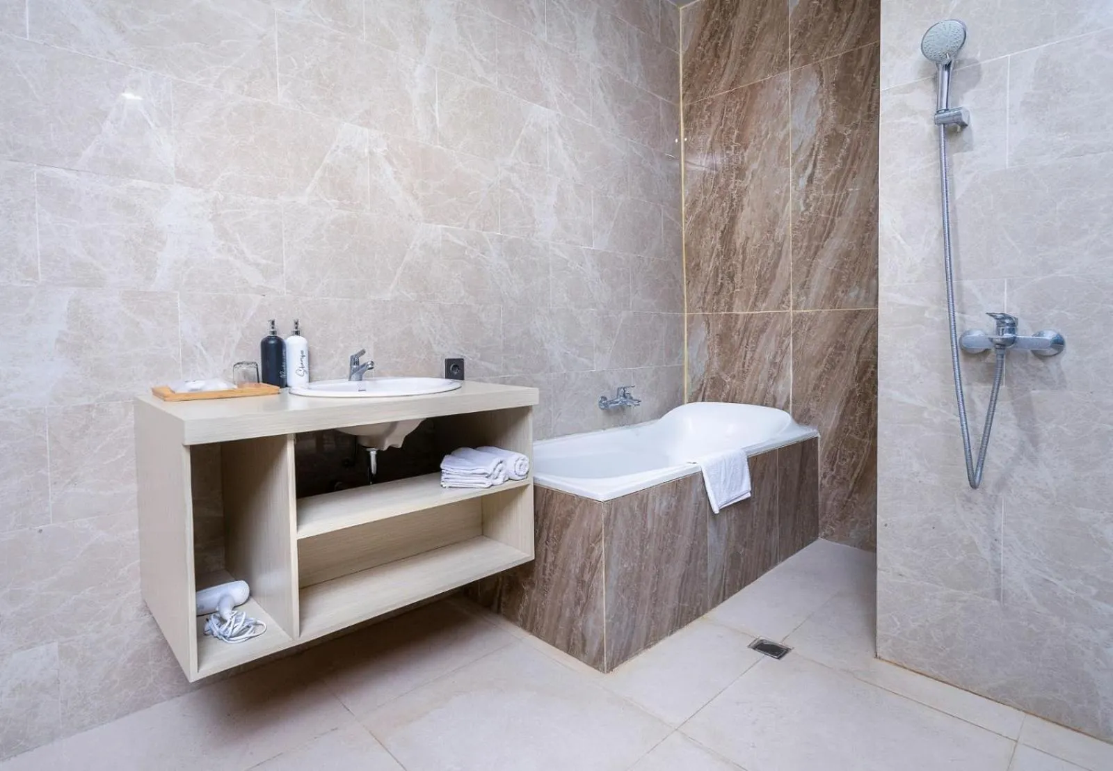 Grand Valonia Hotel Cafe & Park Jember