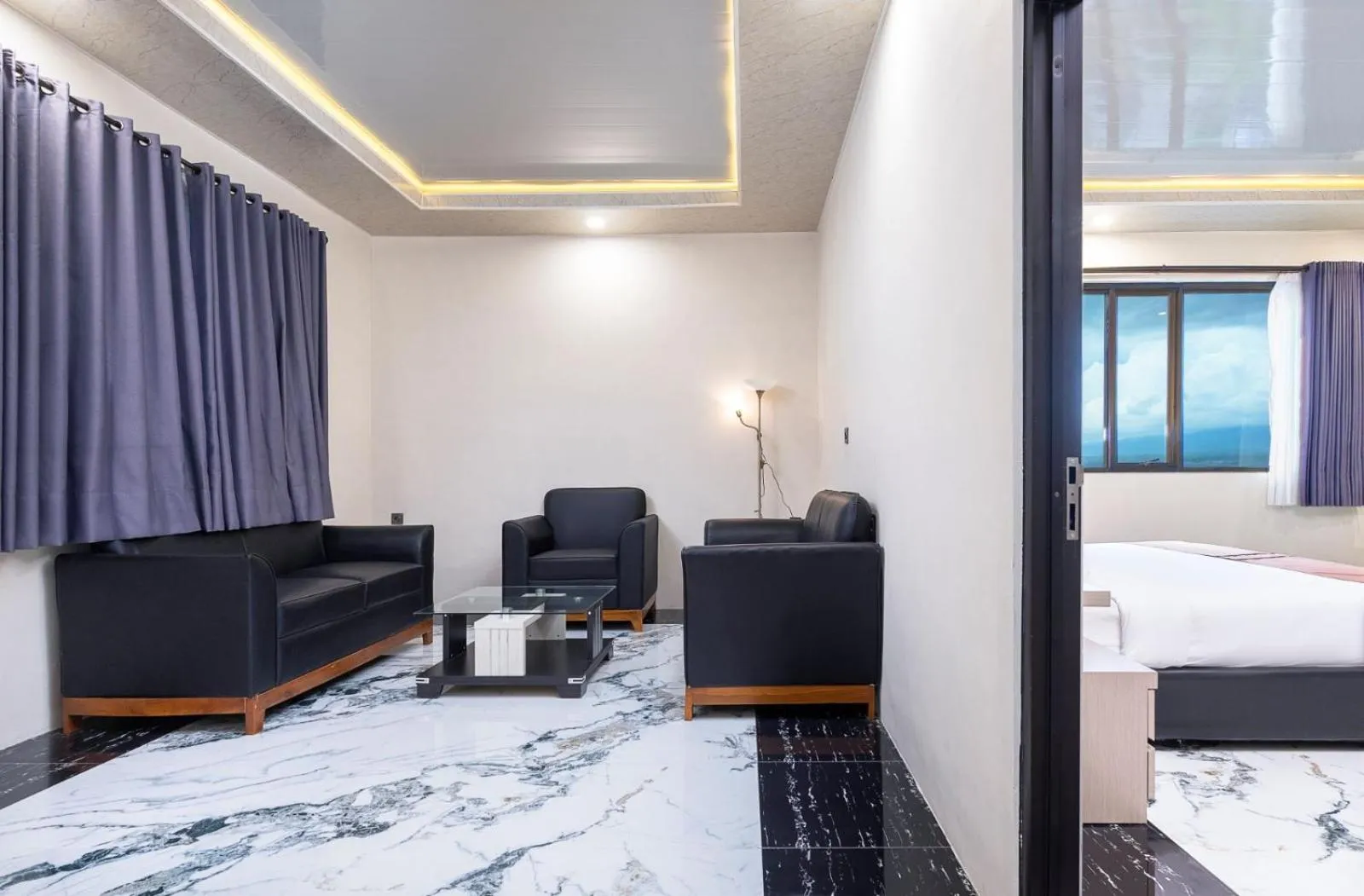 Bed in Grand Valonia Hotel Cafe & Park Jember