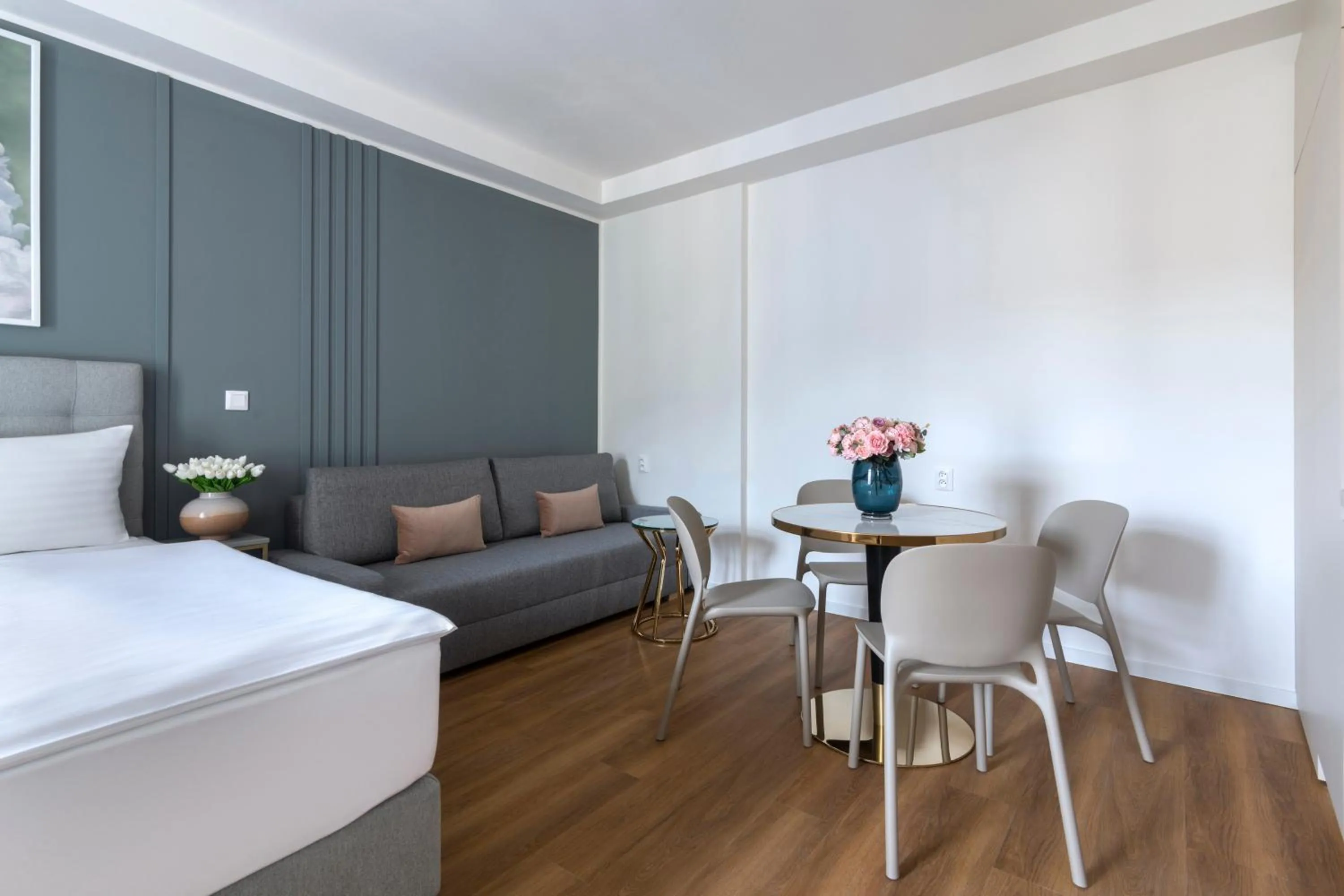 Seating area, Bed in Encore Boutique Residence by Dwellfort