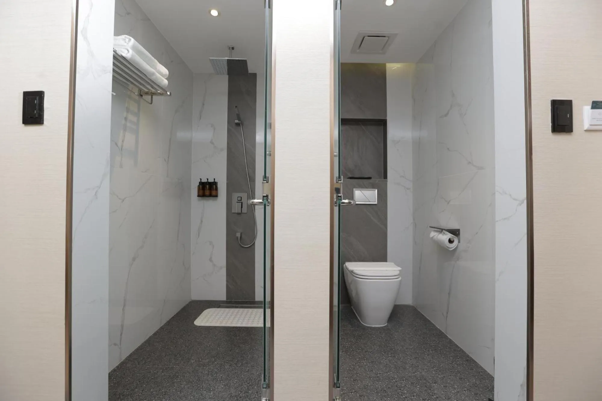 Bathroom in Belajandro Hotel Angeles City