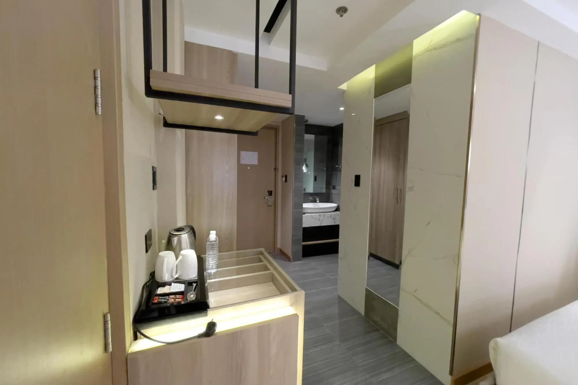 Coffee/tea facilities in Belajandro Hotel Angeles City