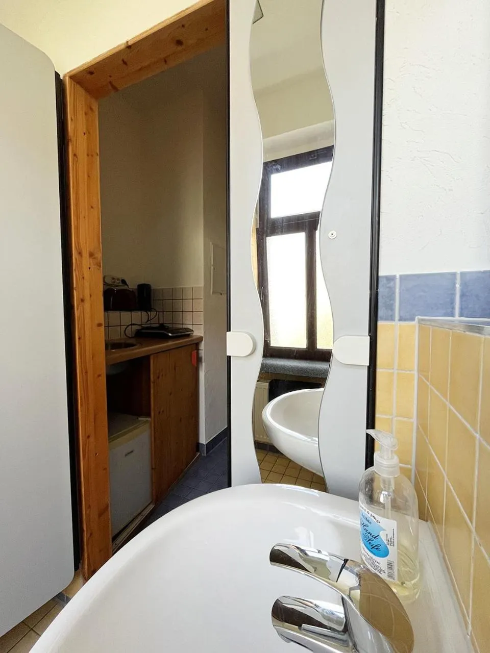 Bathroom in Homeplanet Hostel