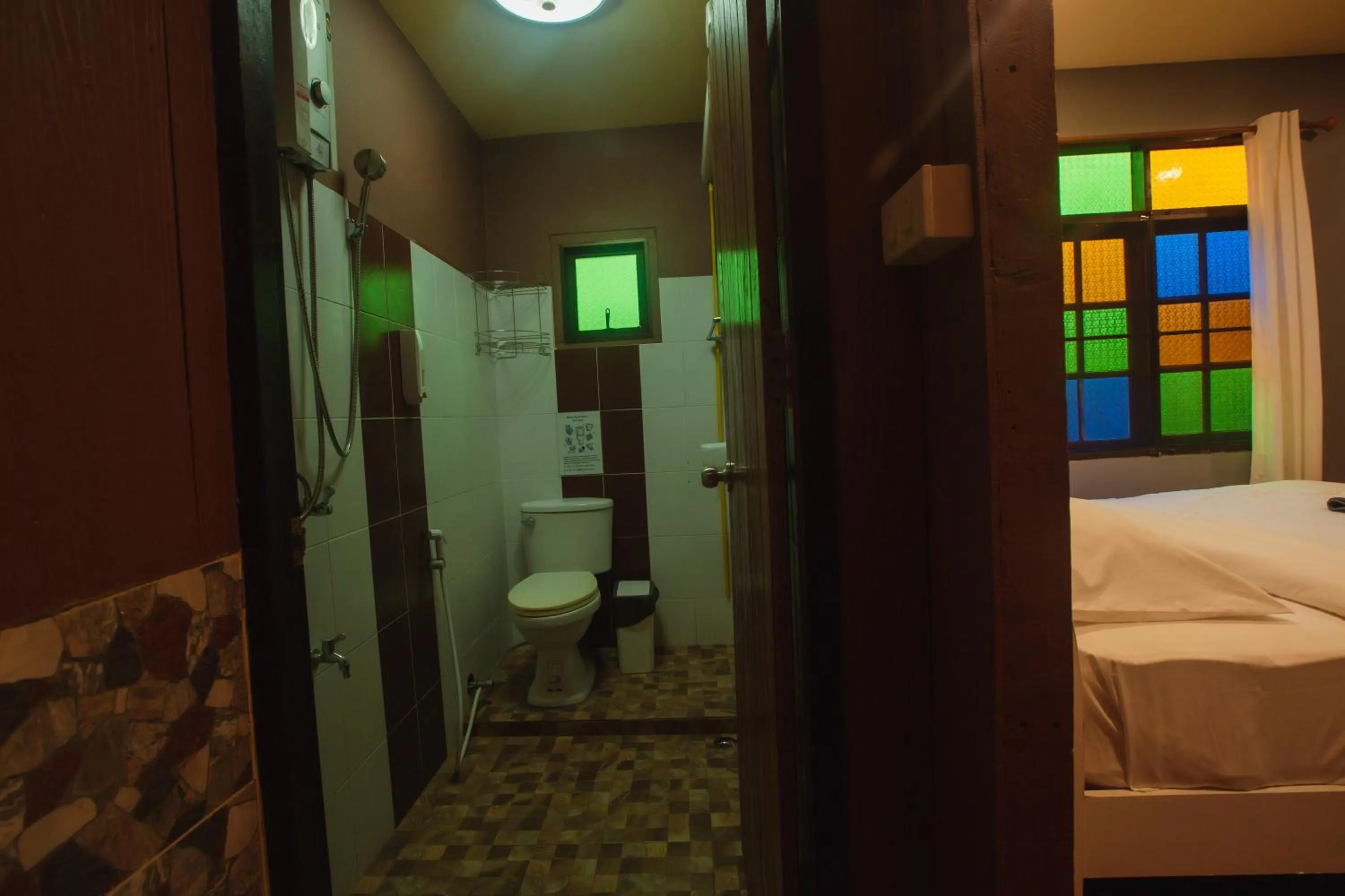 Bathroom, Bed in Agga CNX Hostel