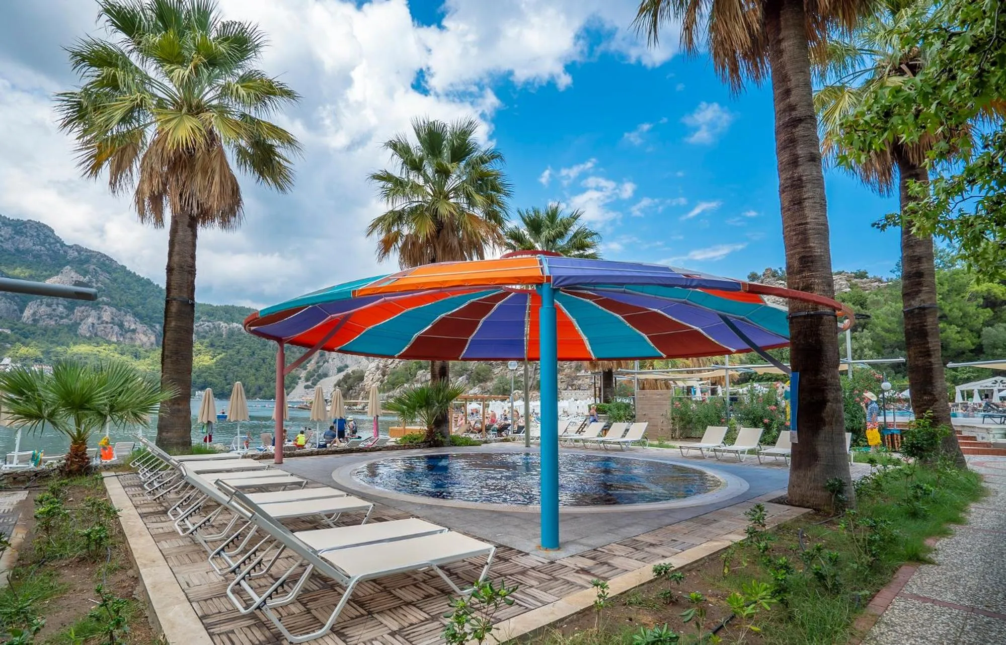Swimming pool in Turunc Resort Hotel