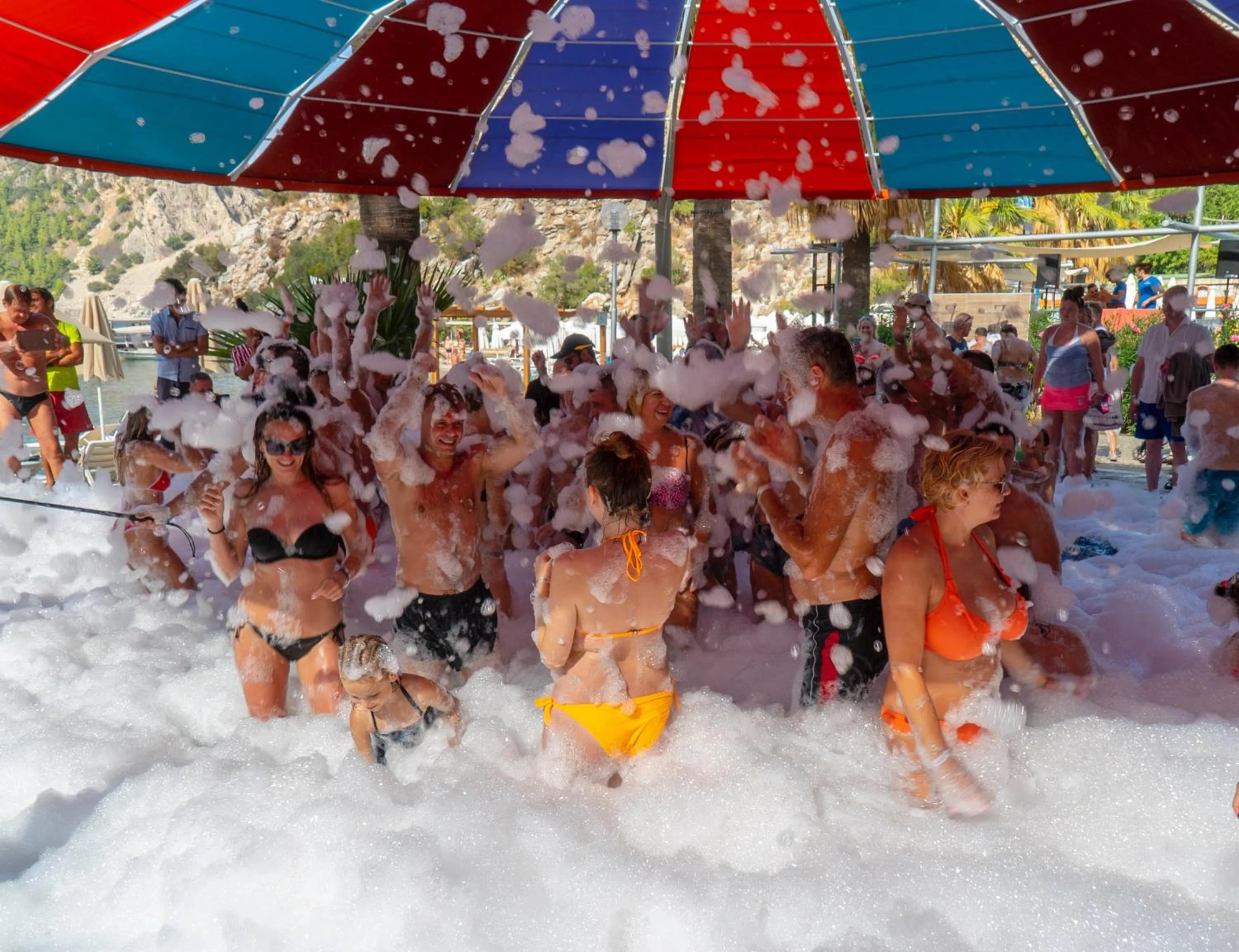 Entertainment in Turunc Resort Hotel