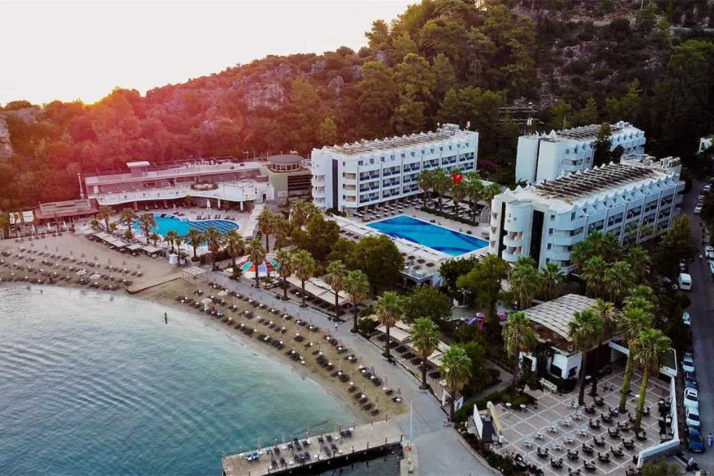 Property building in Turunc Resort Hotel