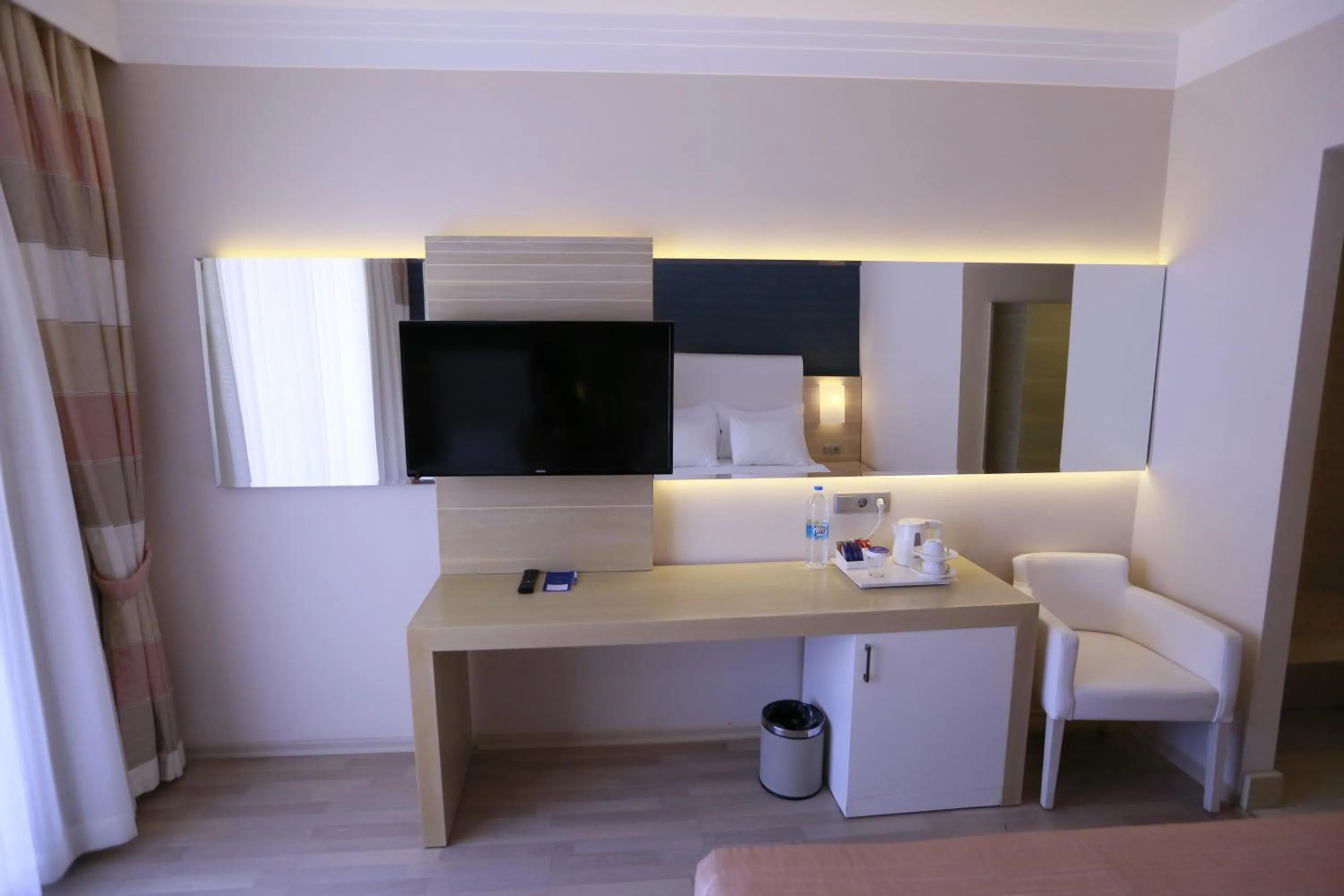 Bedroom in Turunc Resort Hotel