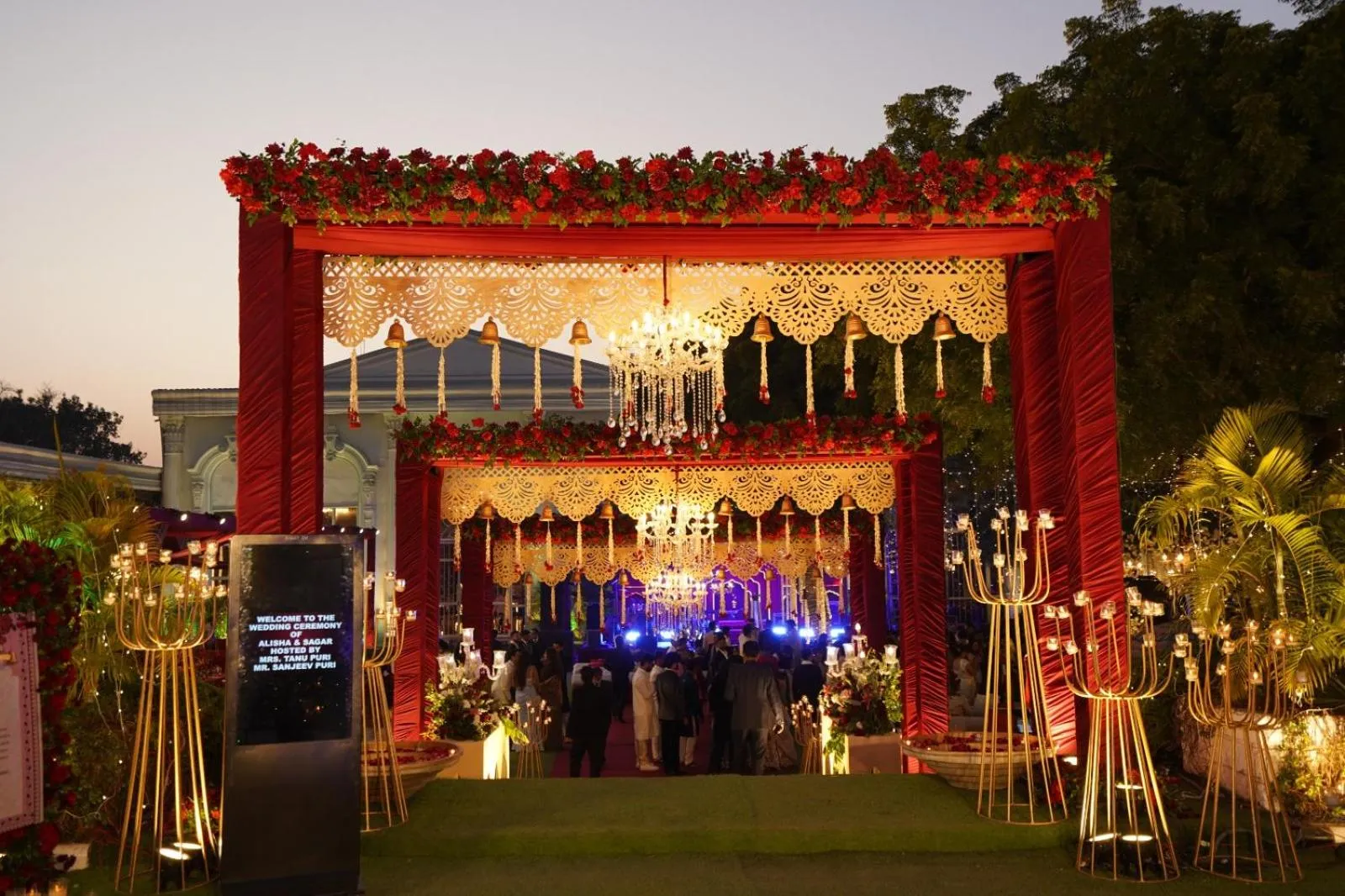 Banquet/Function facilities in Bel-La Monde Hotel NH8 at 6km from IGI Airport Delhi