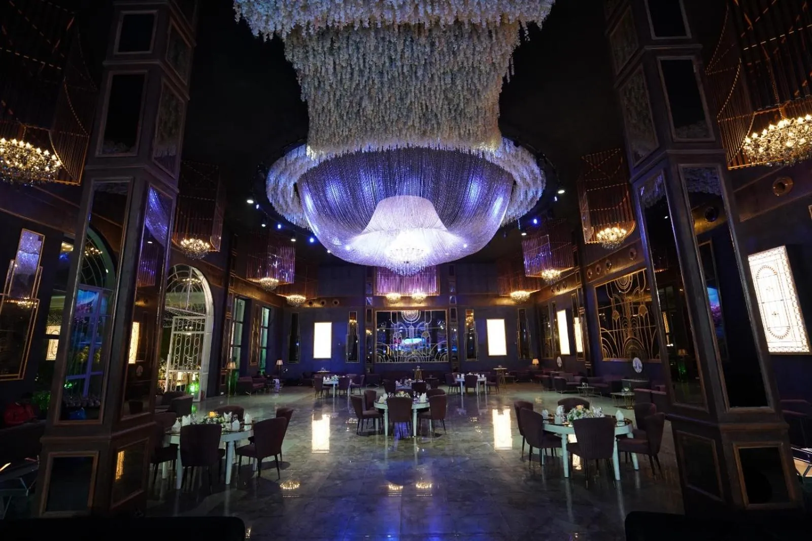 Banquet/Function facilities in Bel-La Monde Hotel NH8 at 6km from IGI Airport Delhi