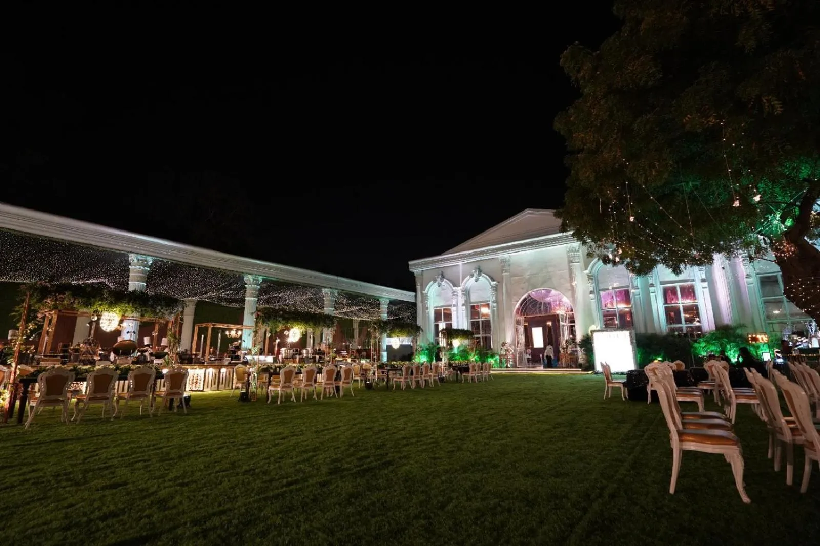 Banquet/Function facilities in Bel-La Monde Hotel NH8 at 6km from IGI Airport Delhi