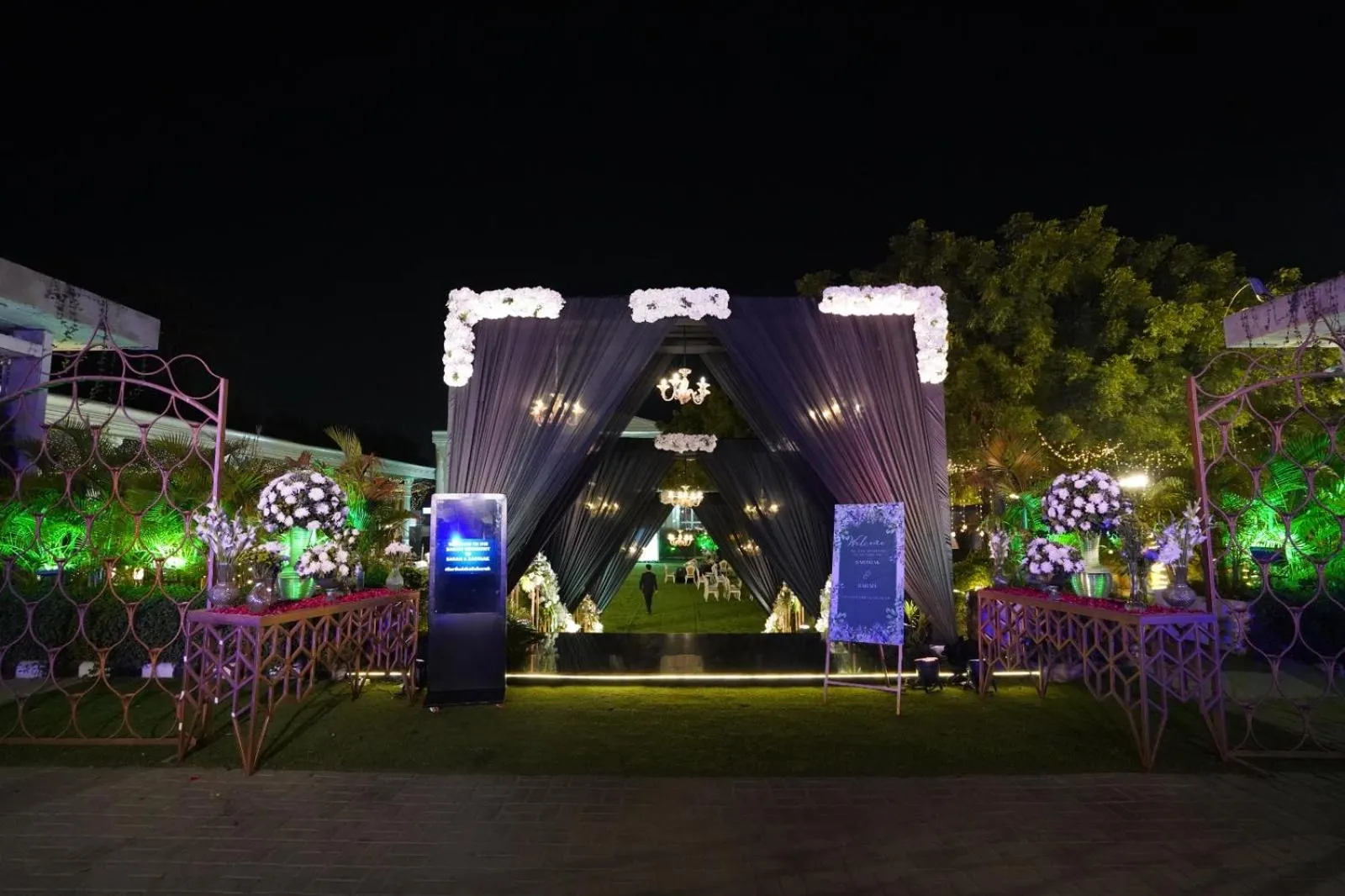 Banquet/Function facilities in Bel-La Monde Hotel NH8 at 6km from IGI Airport Delhi