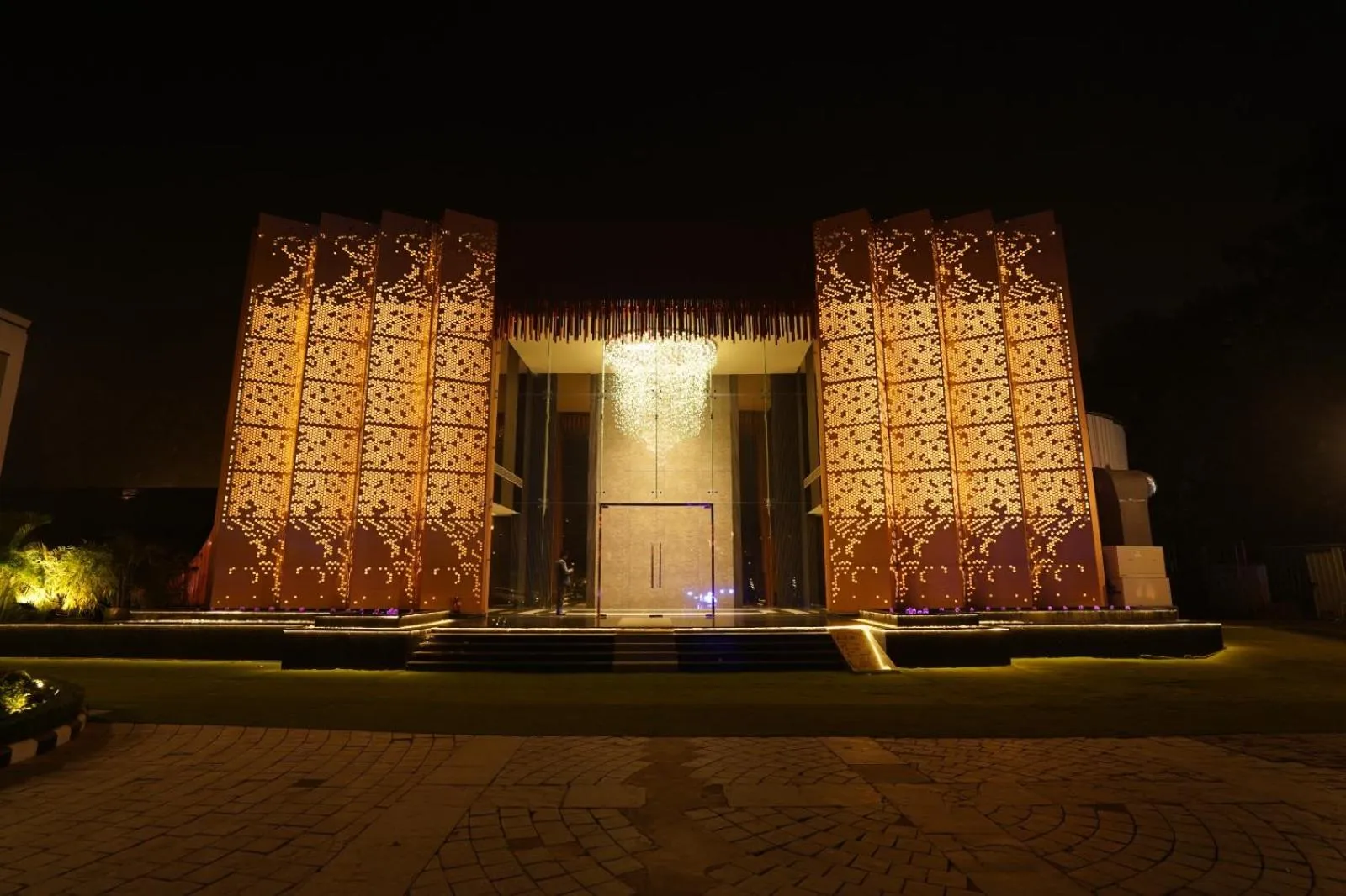 Banquet/Function facilities in Bel-La Monde Hotel NH8 at 6km from IGI Airport Delhi