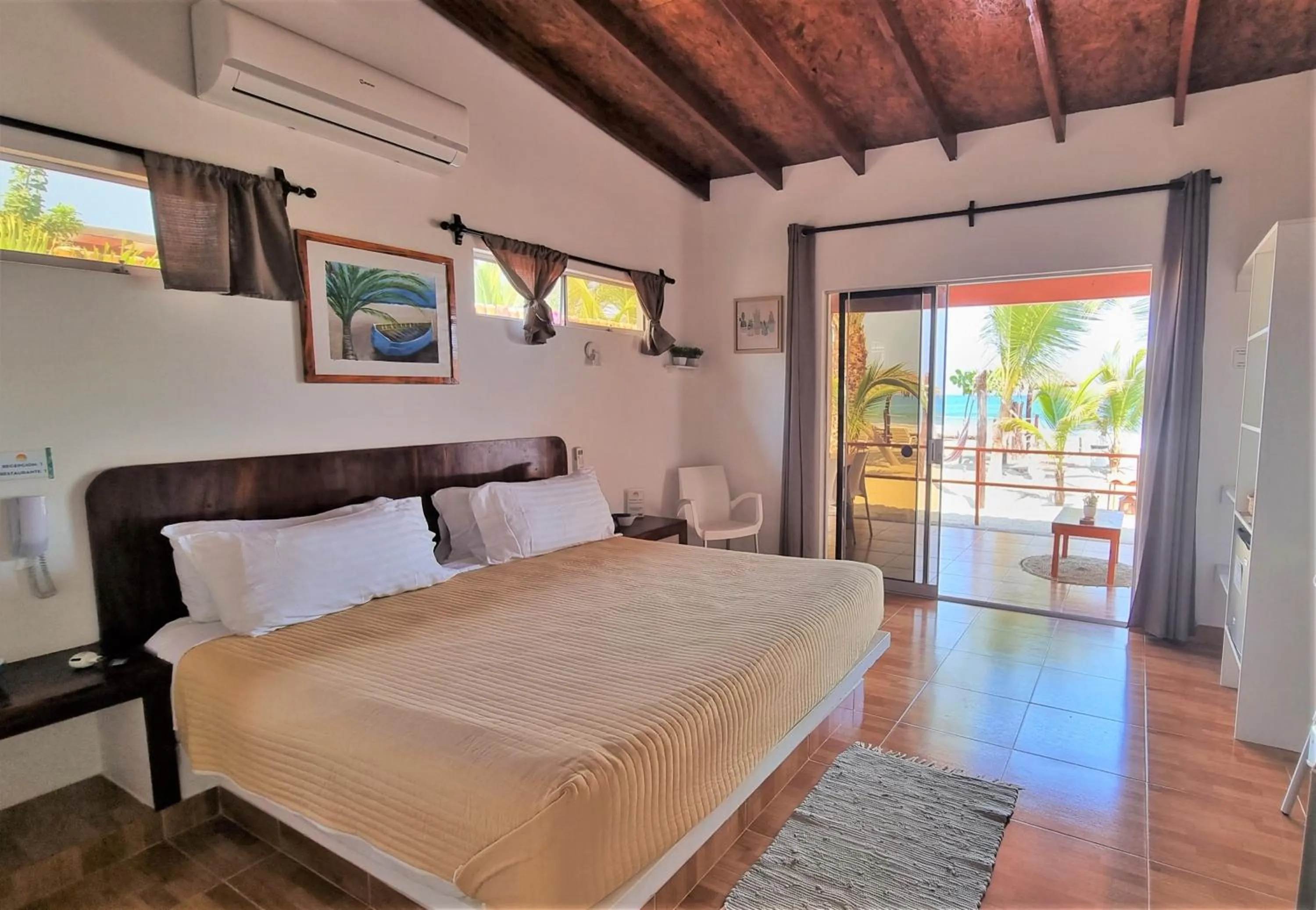 Decorative detail, Bed in Hotel Punta del Norte Bungalows