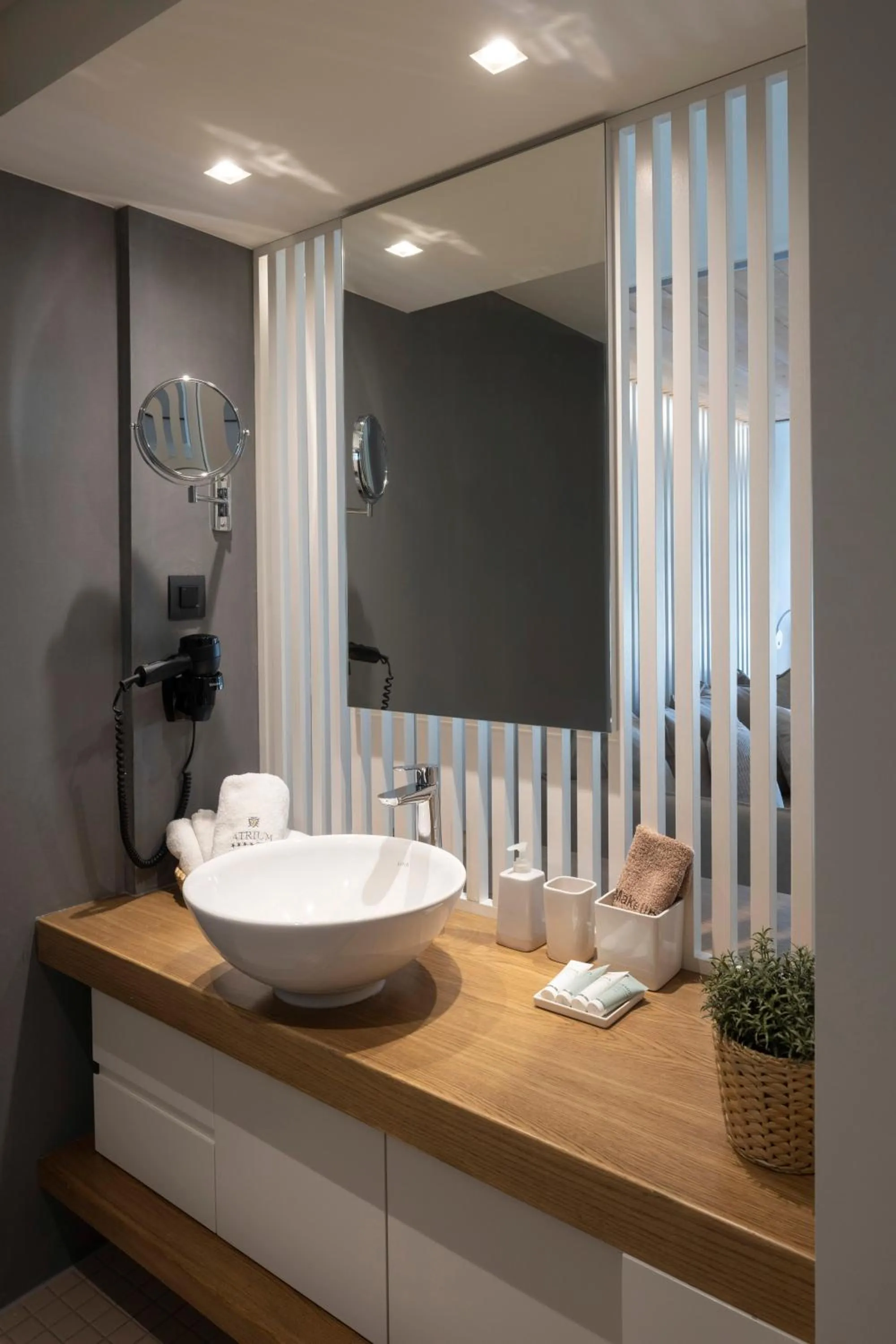 Shower in Atrium Hotel