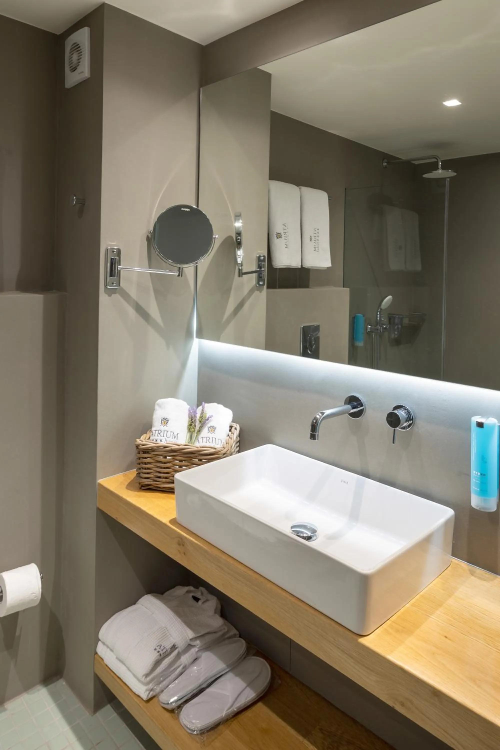 Bathroom in Atrium Hotel