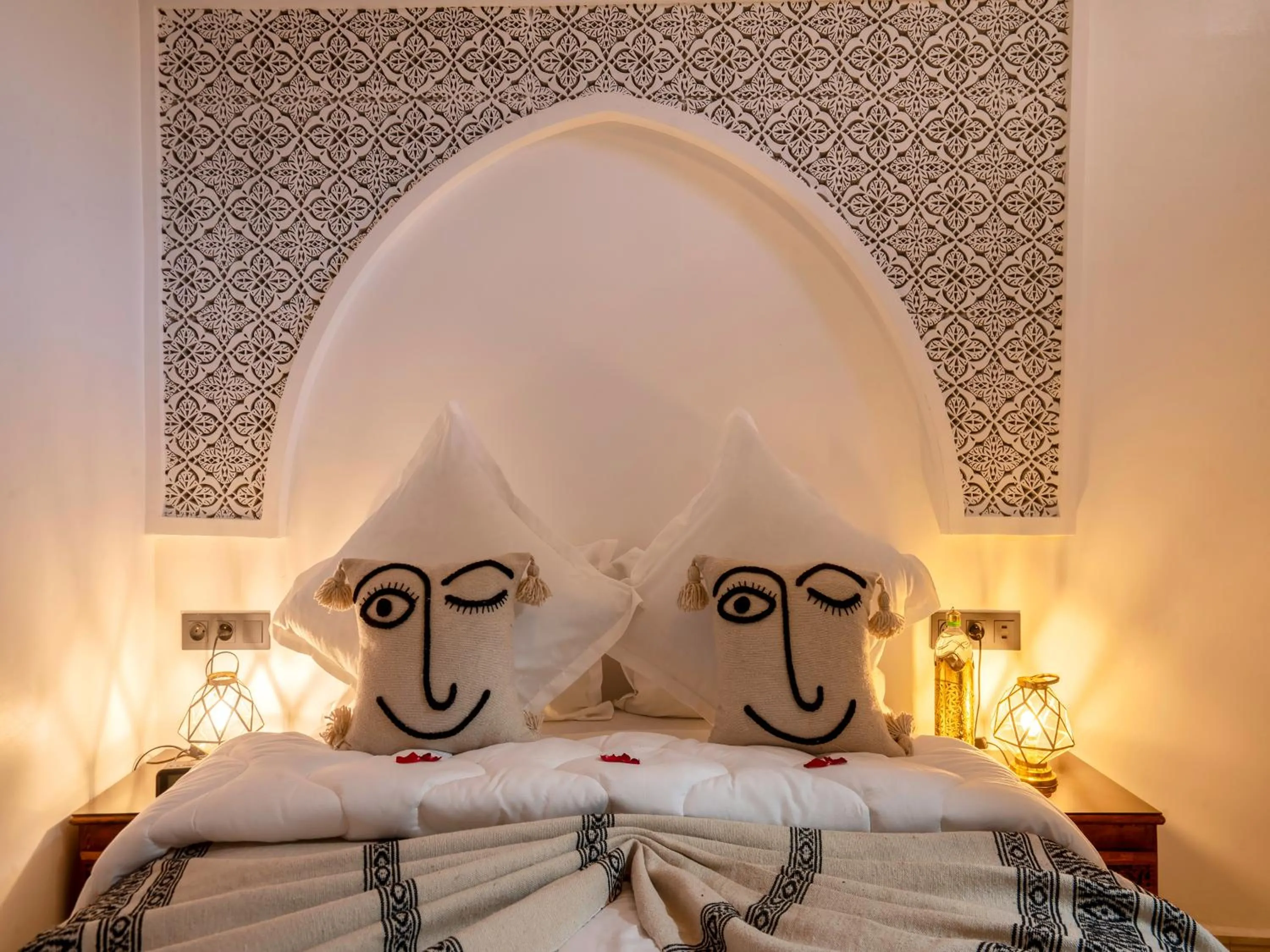 Bed in Riad Le Nid De Fatima