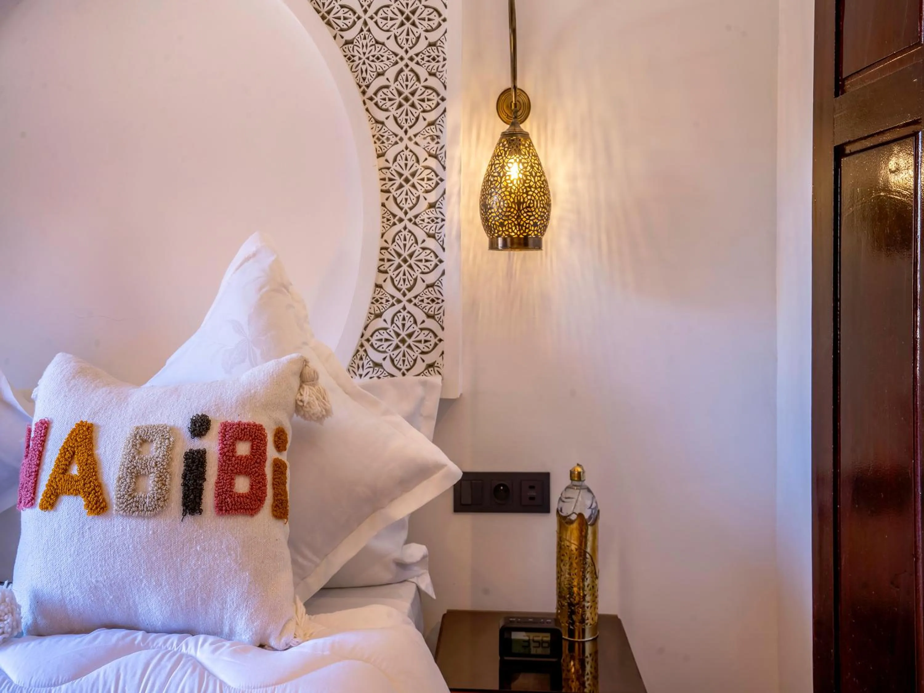 Bed in Riad Le Nid De Fatima