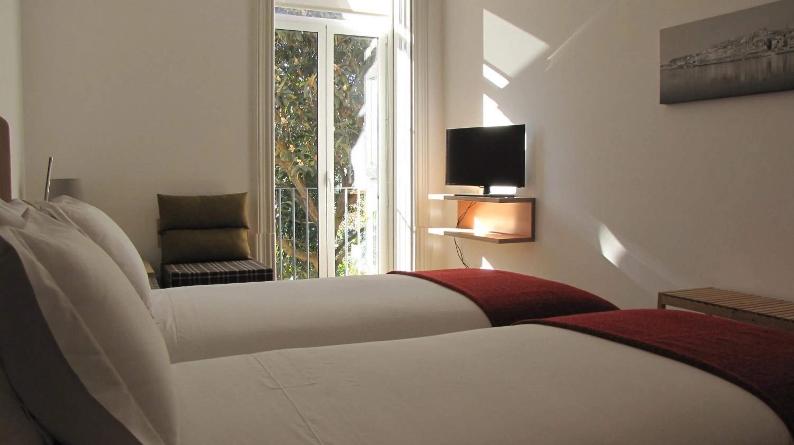 Bedroom, Bed in Koolhouse Porto
