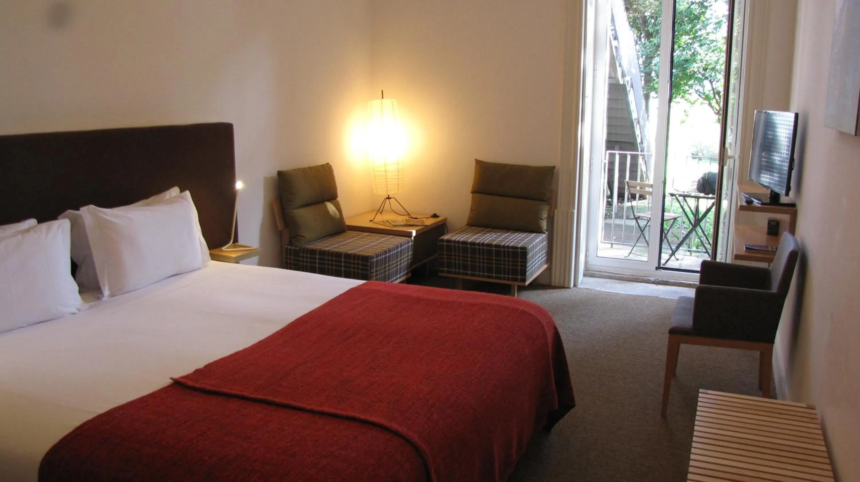 Patio, Bed in Koolhouse Porto