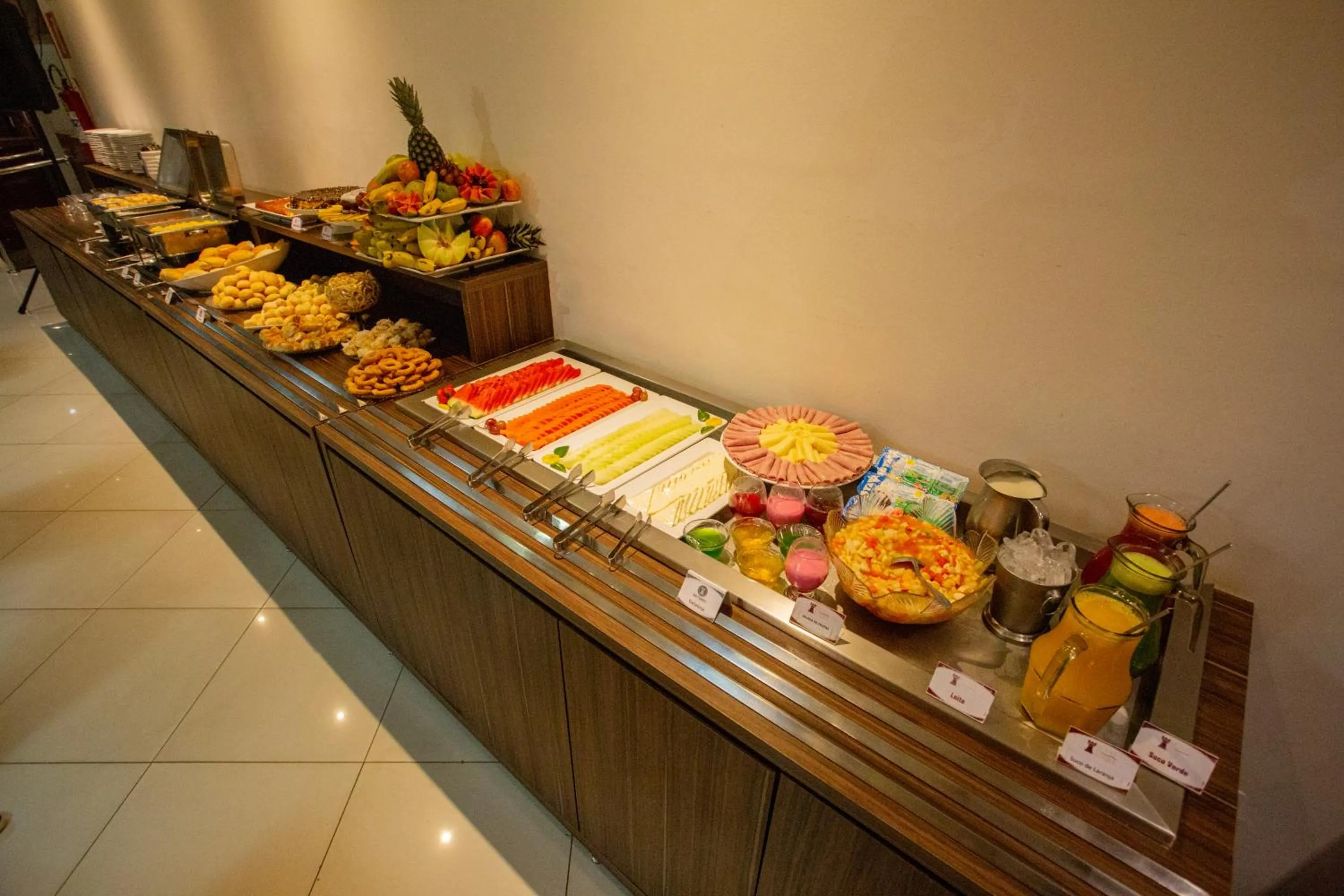 Breakfast in Carlton Plaza Torre