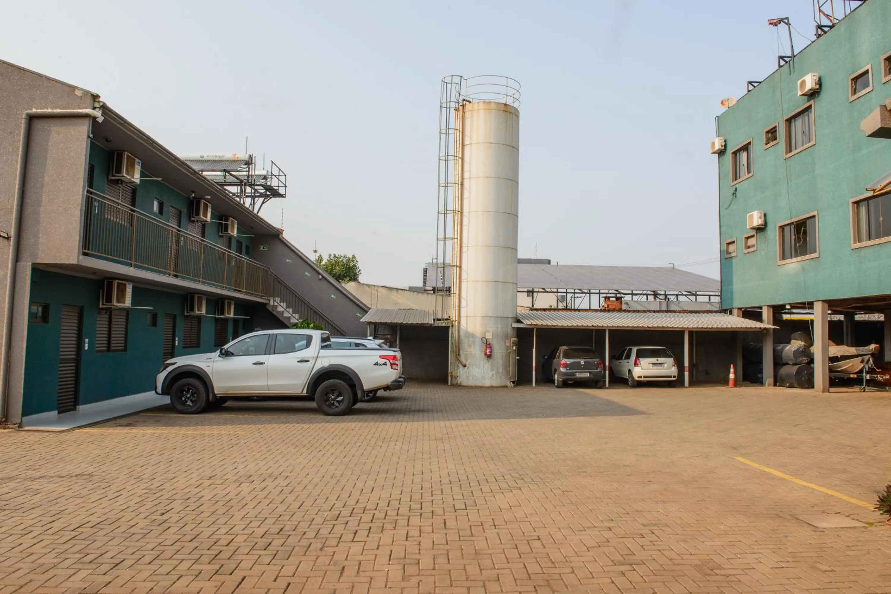 Property building in Hotel Trevo Cascavel