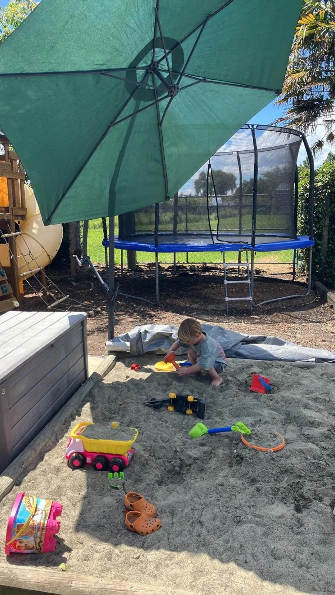 Children play ground in Maples on Harewood