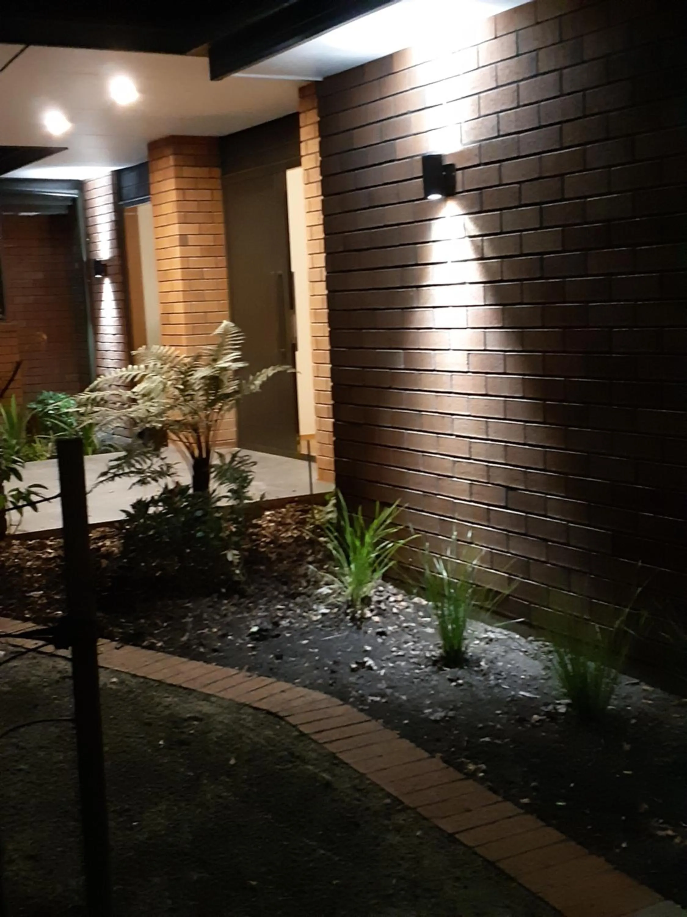 Facade/entrance in Maples on Harewood