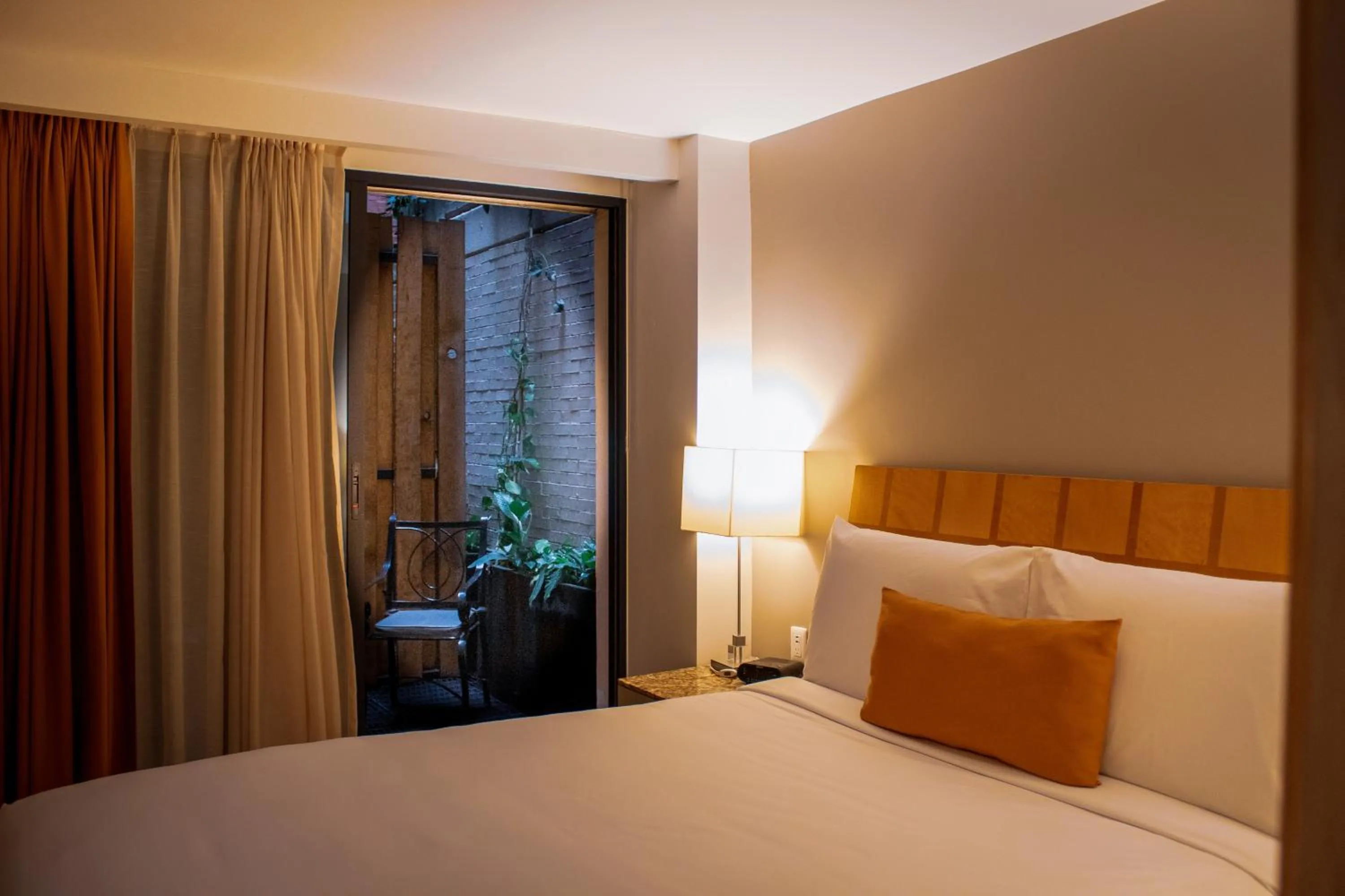 Bedroom, Bed in Alteza Polanco