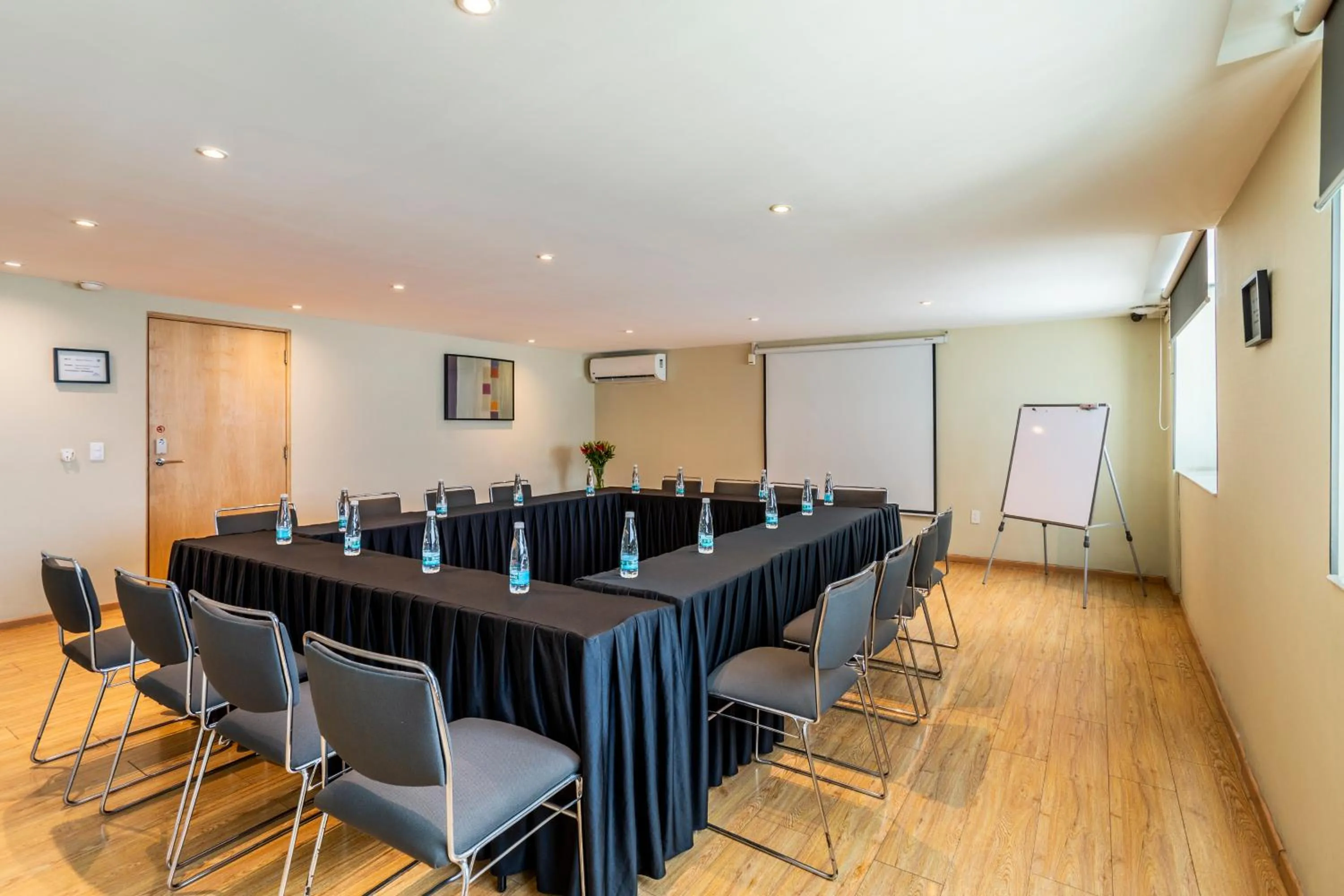 Meeting/conference room in Alteza Polanco