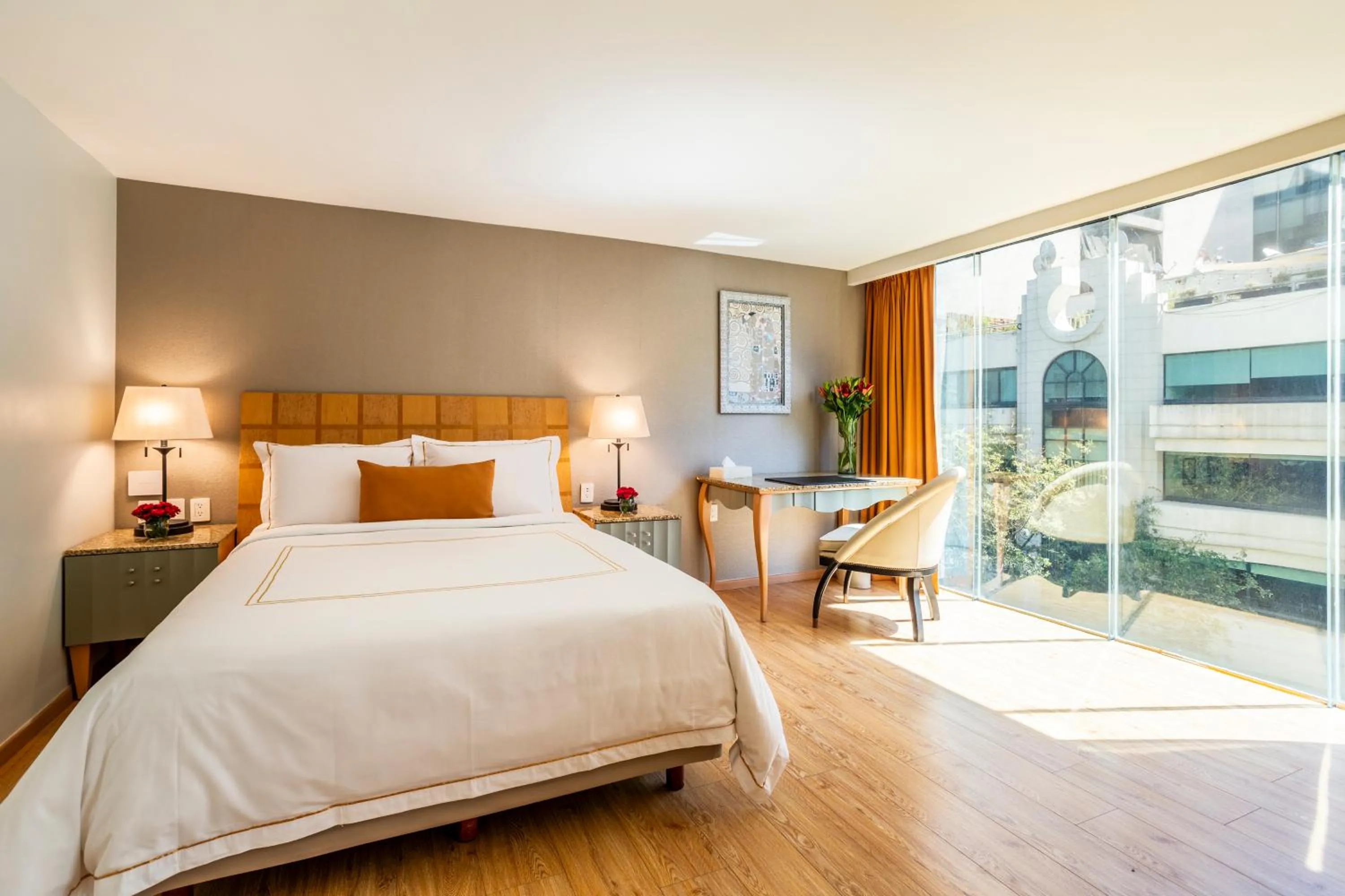 Photo of the whole room, Bed in Alteza Polanco