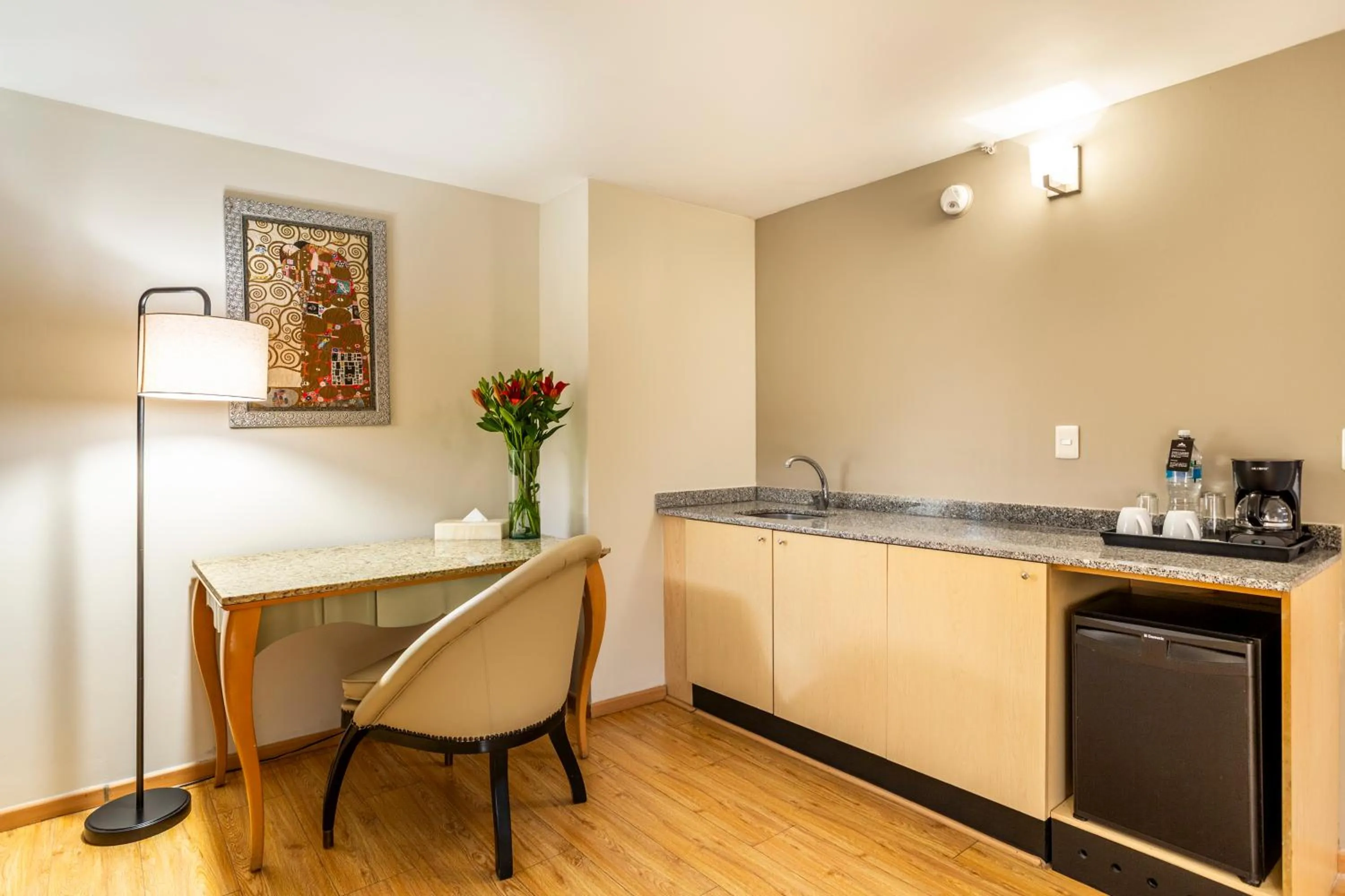 Coffee/tea facilities in Alteza Polanco