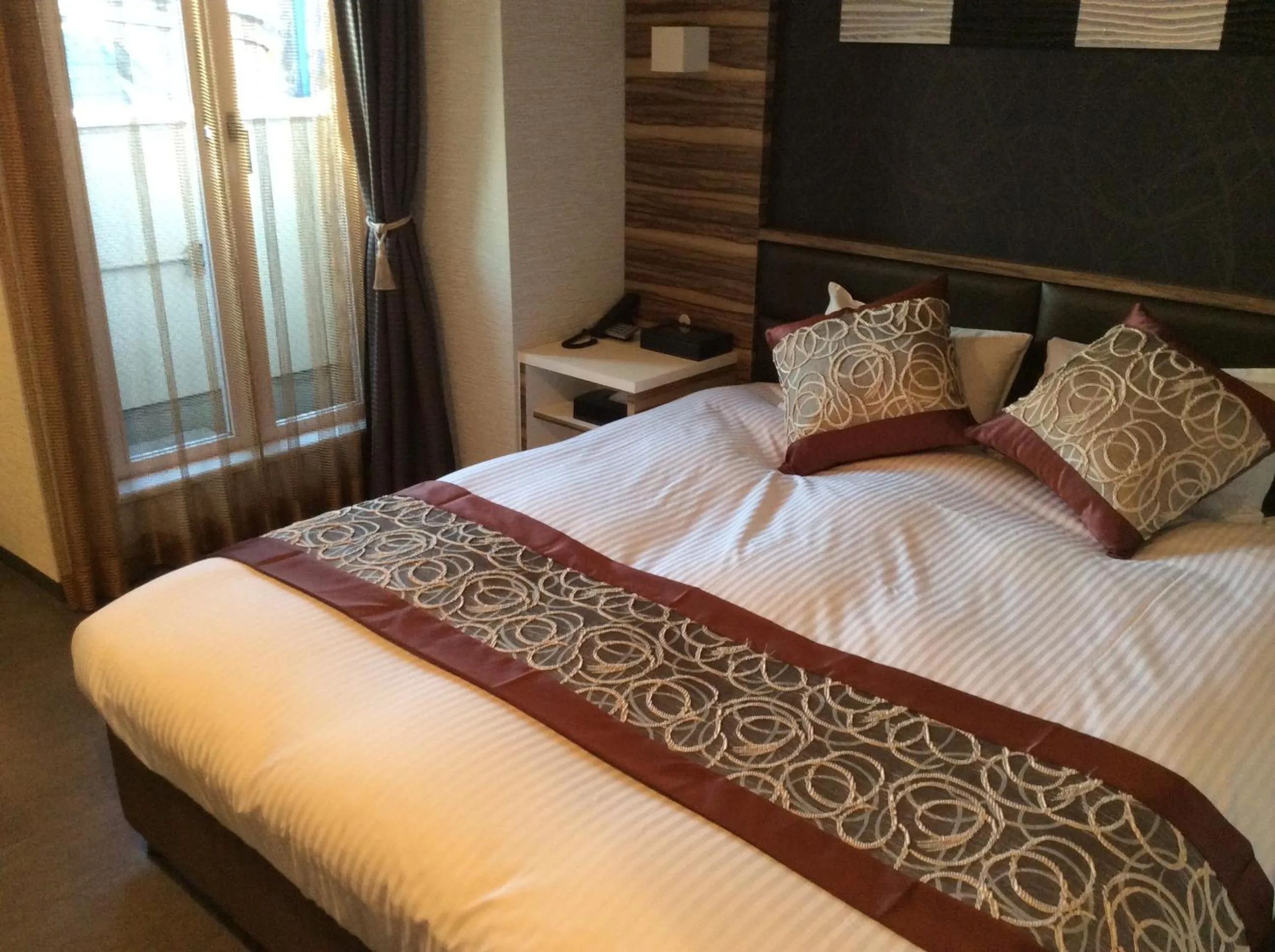 Bedroom, Bed in Amand Hotel
