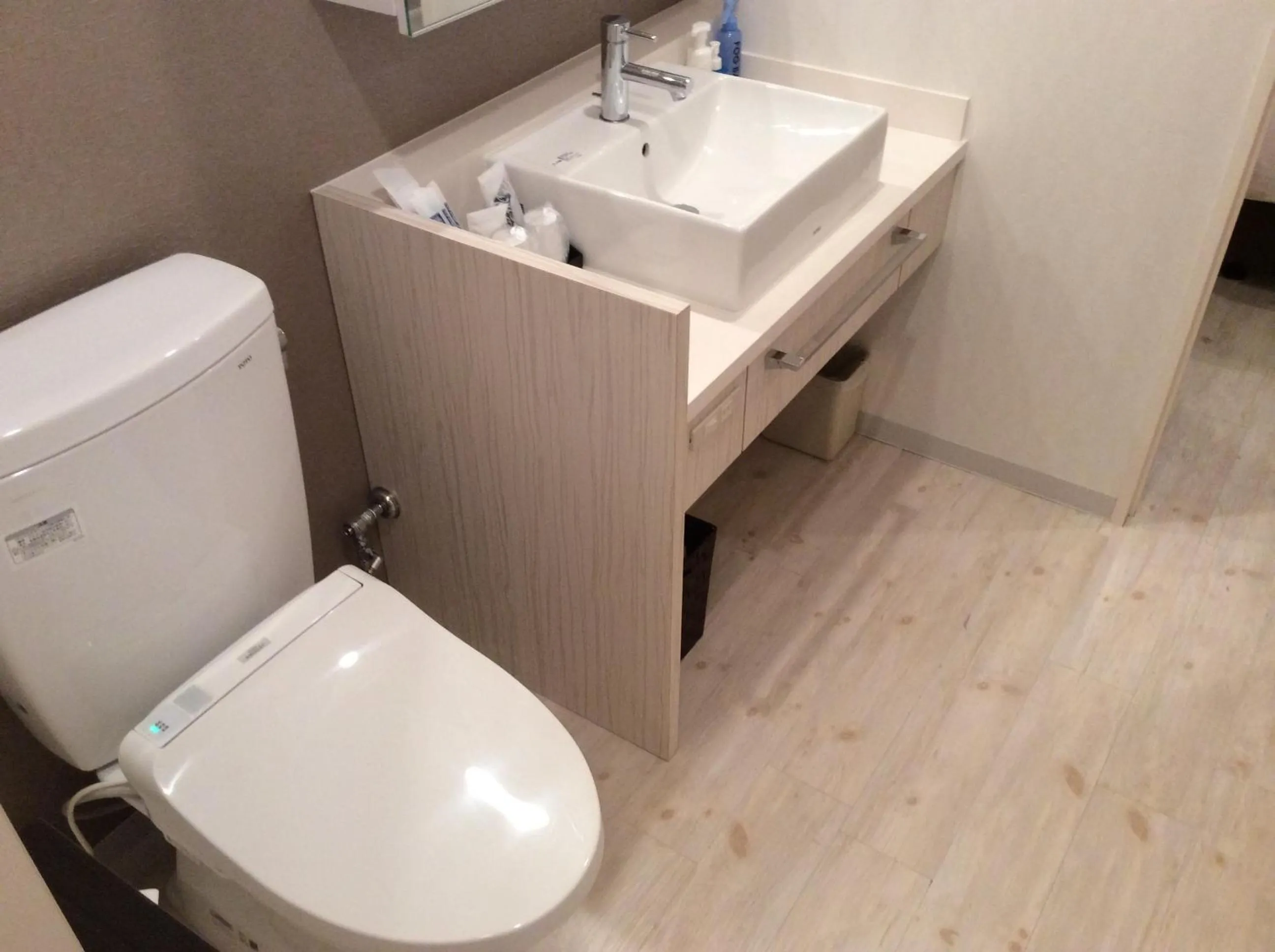 Bathroom in Amand Hotel