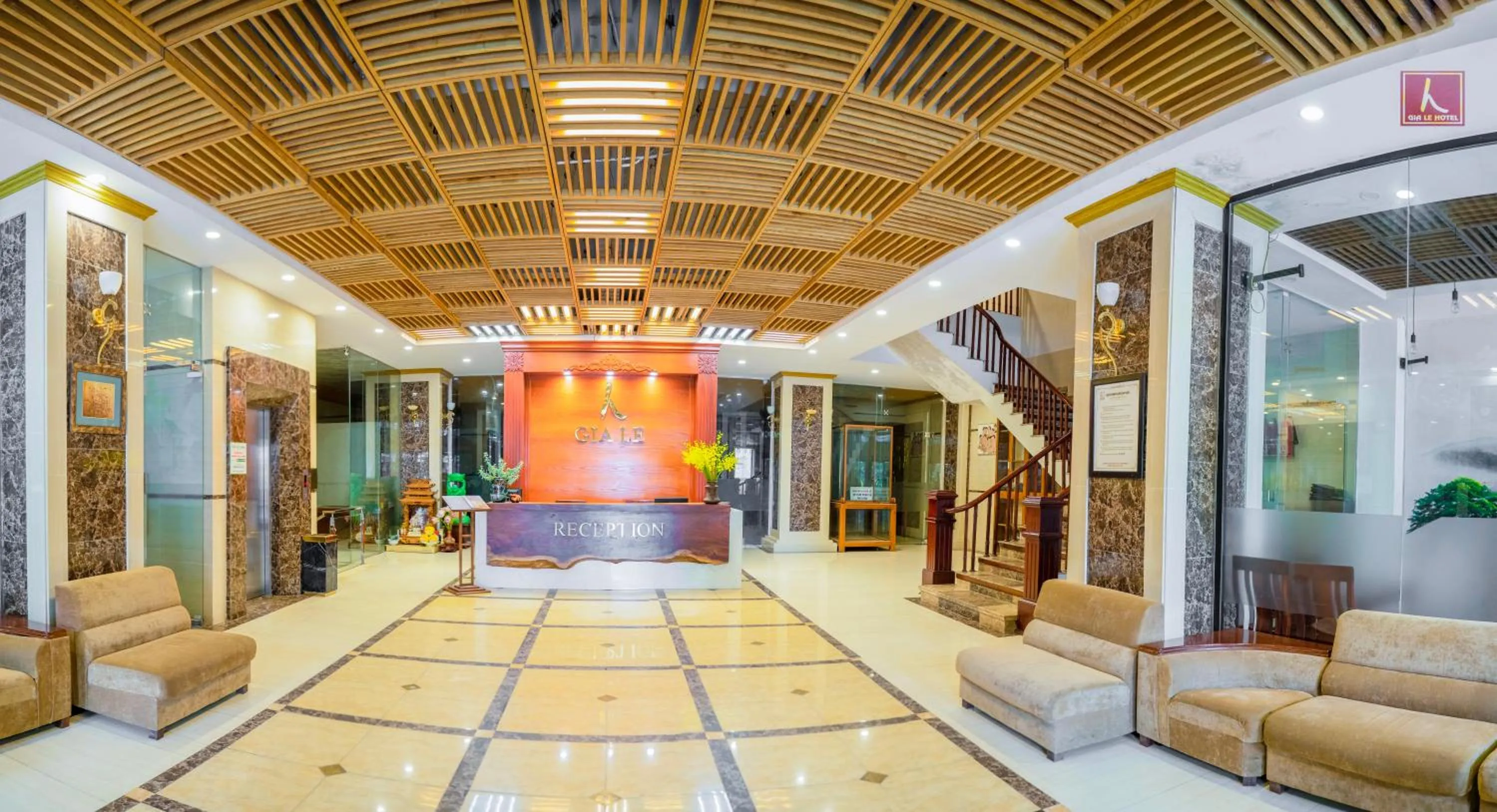 Living room in Gia Le Hotel