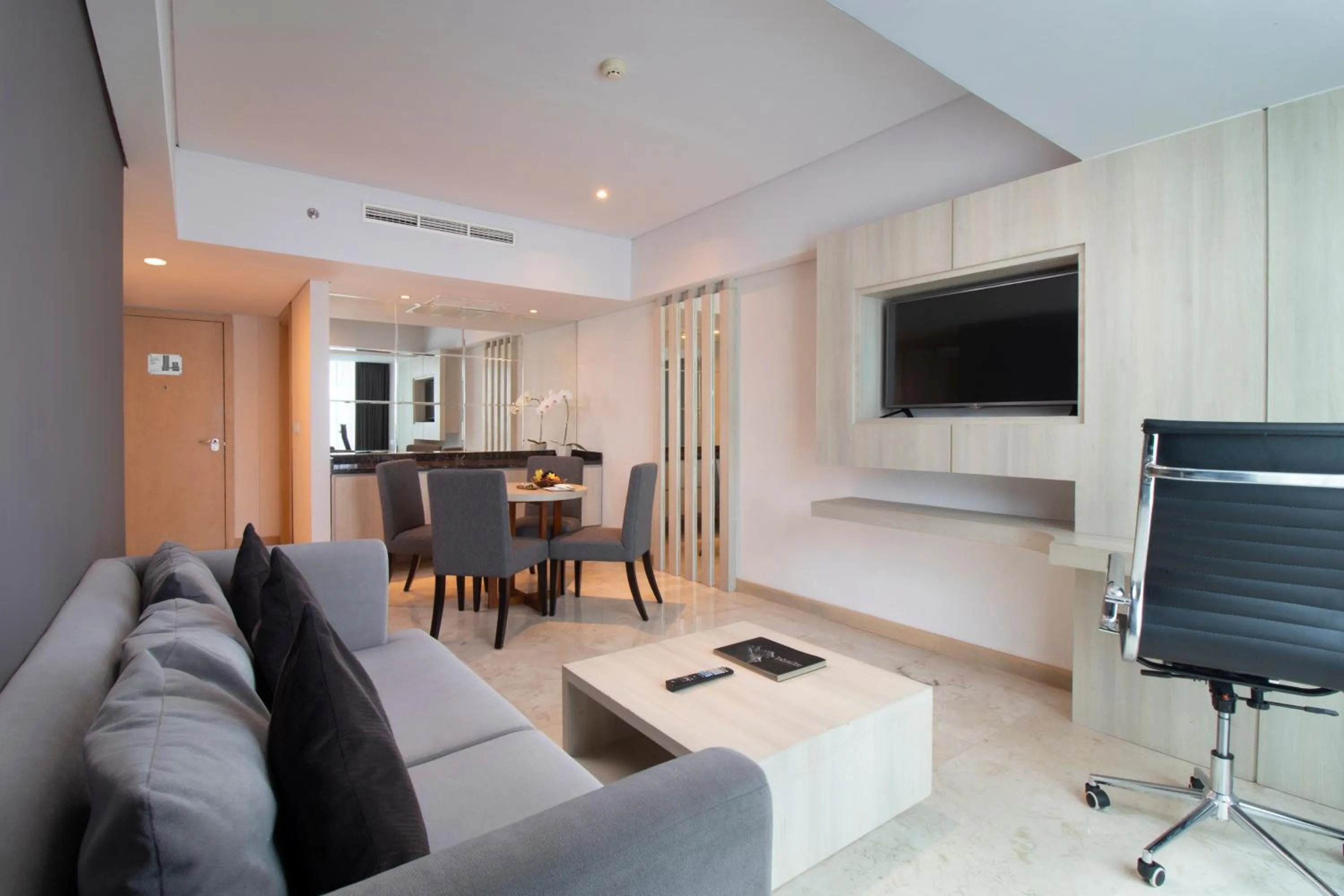 Living room in Sovereign Bali Hotel