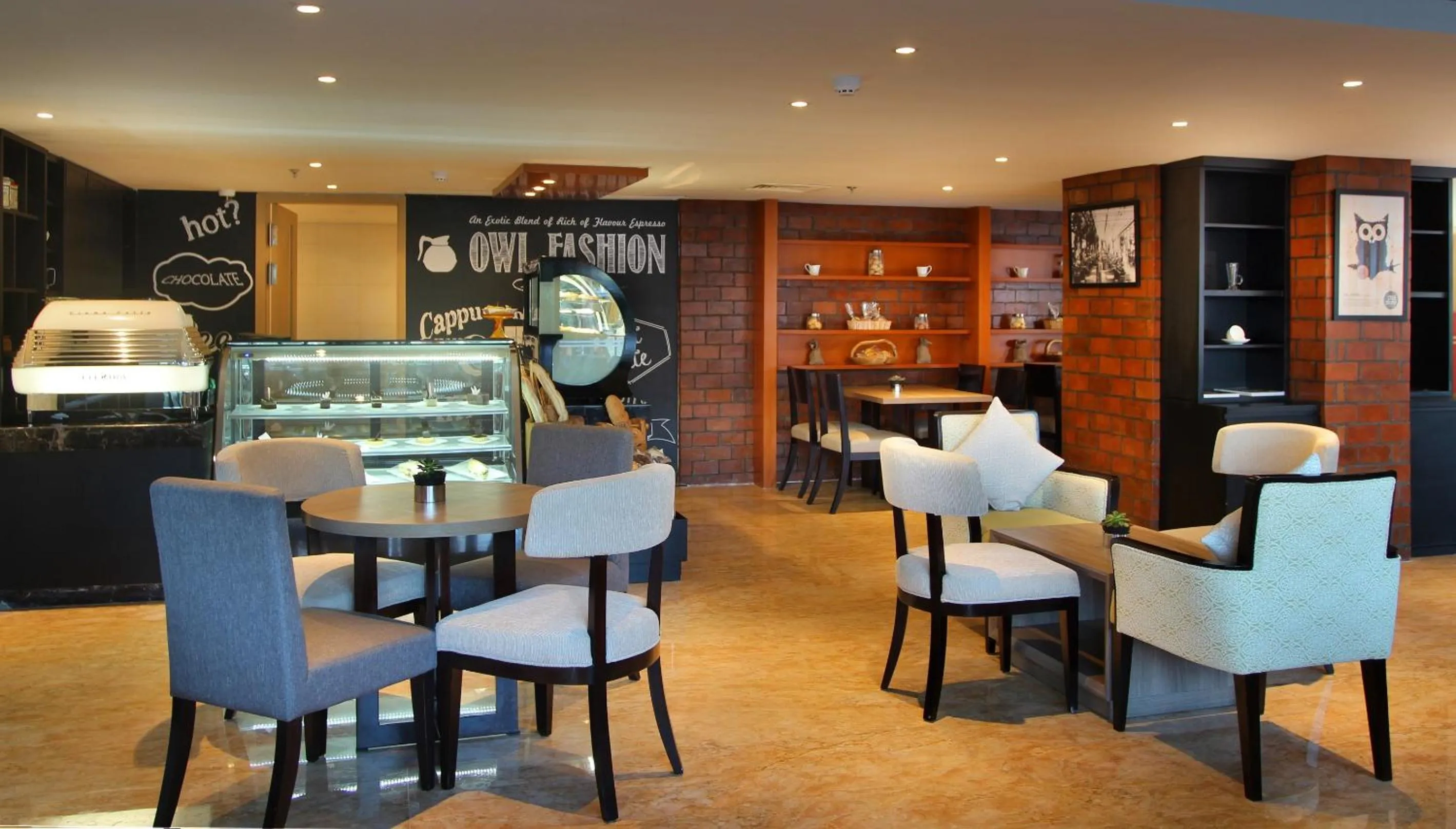 Restaurant/places to eat in Sovereign Bali Hotel