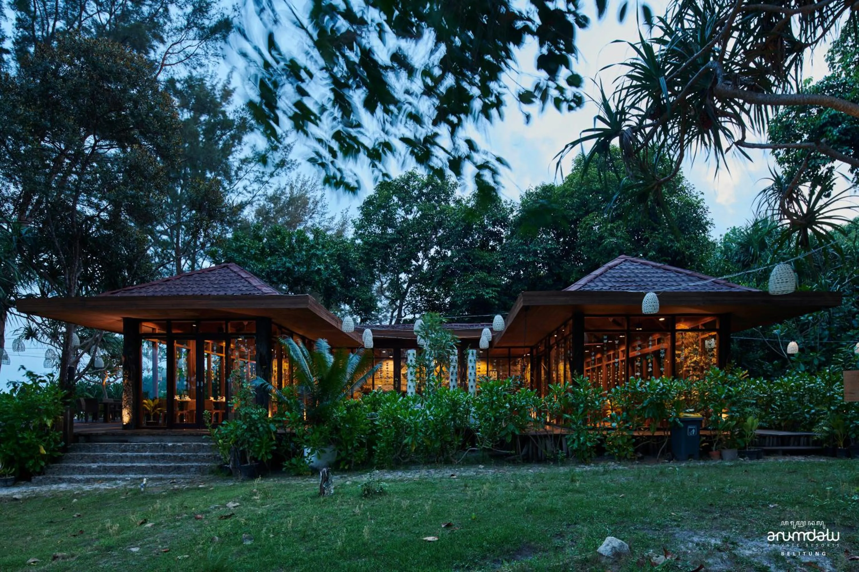 Restaurant/places to eat in Arumdalu Private Resort